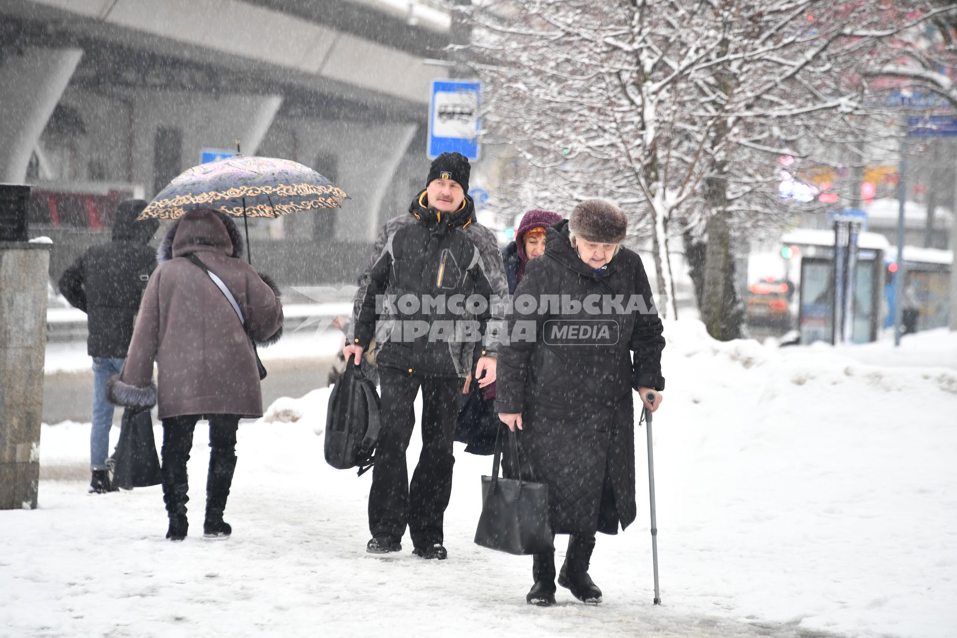 Последствия снегопада в Москве