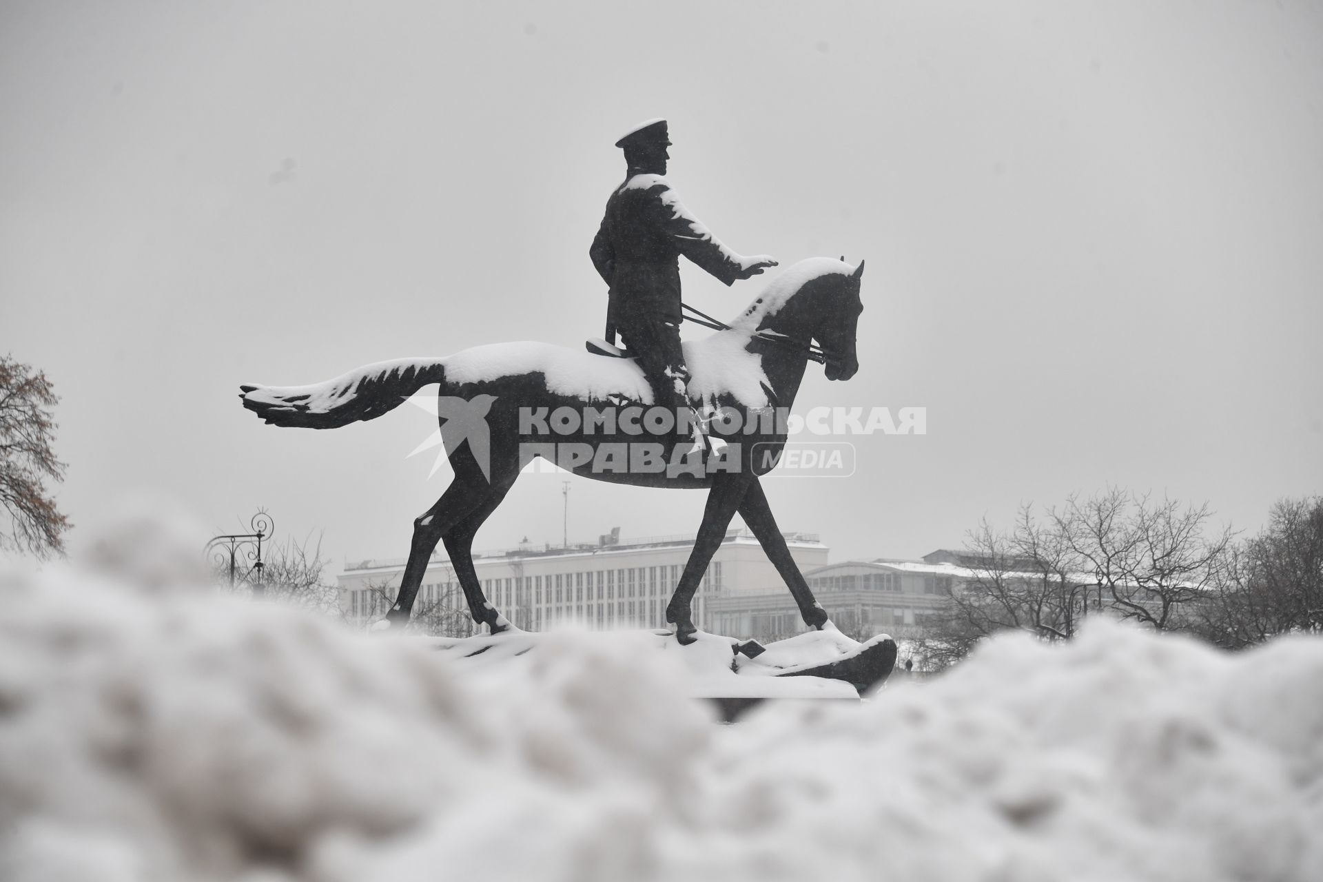 Последствия снегопада в Москве