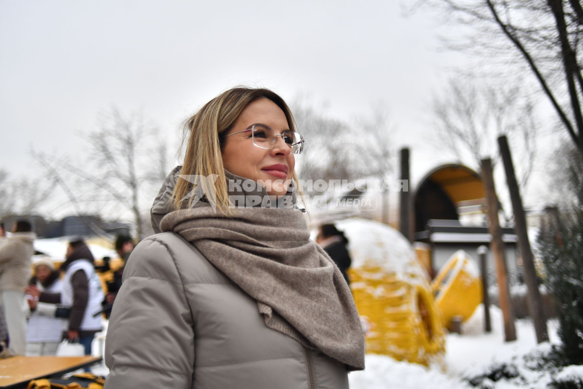 В Московском зоопарке открыли главную экоёлку страны