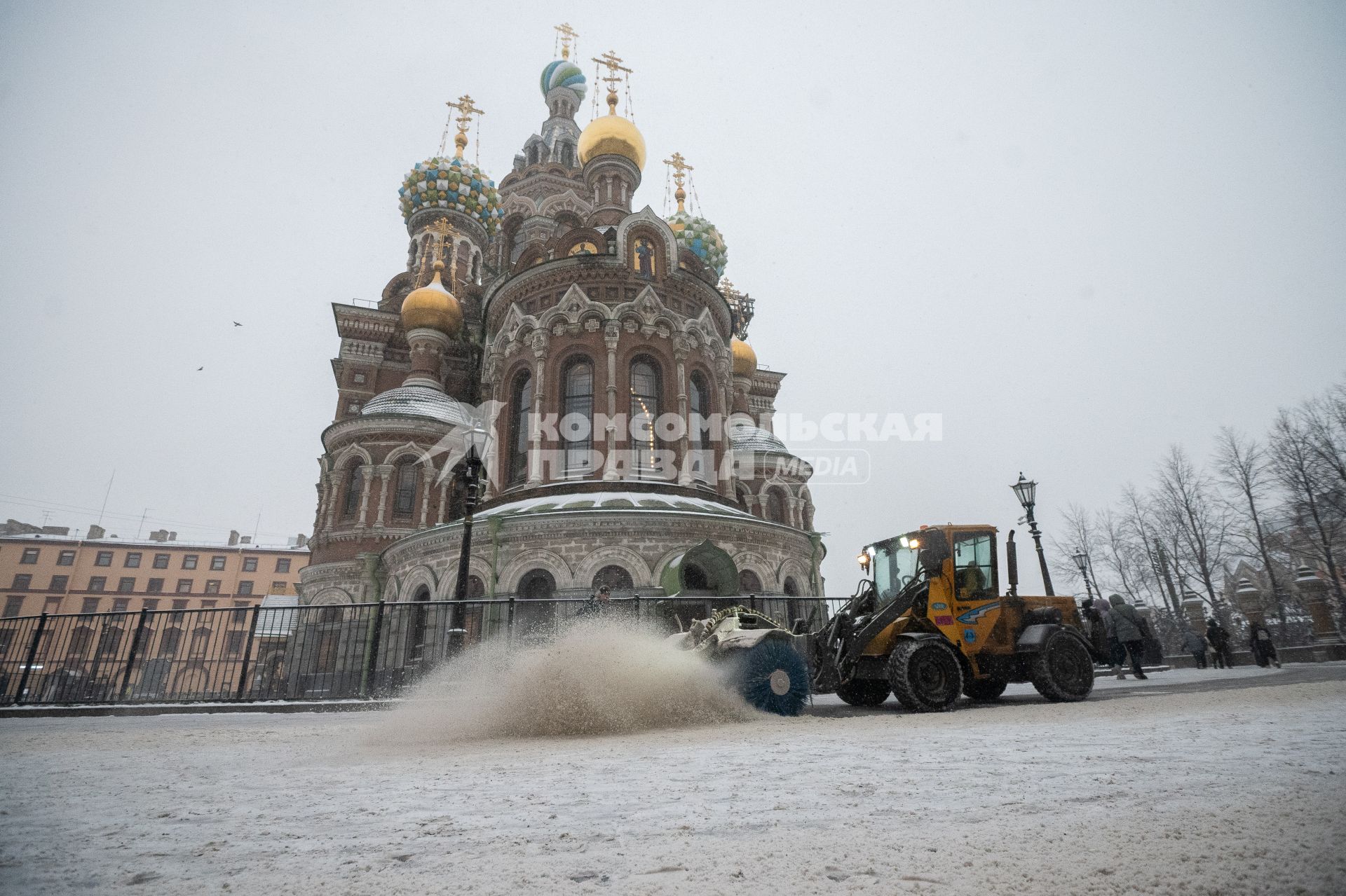 Последствия снегопада в Санкт-Петербурге