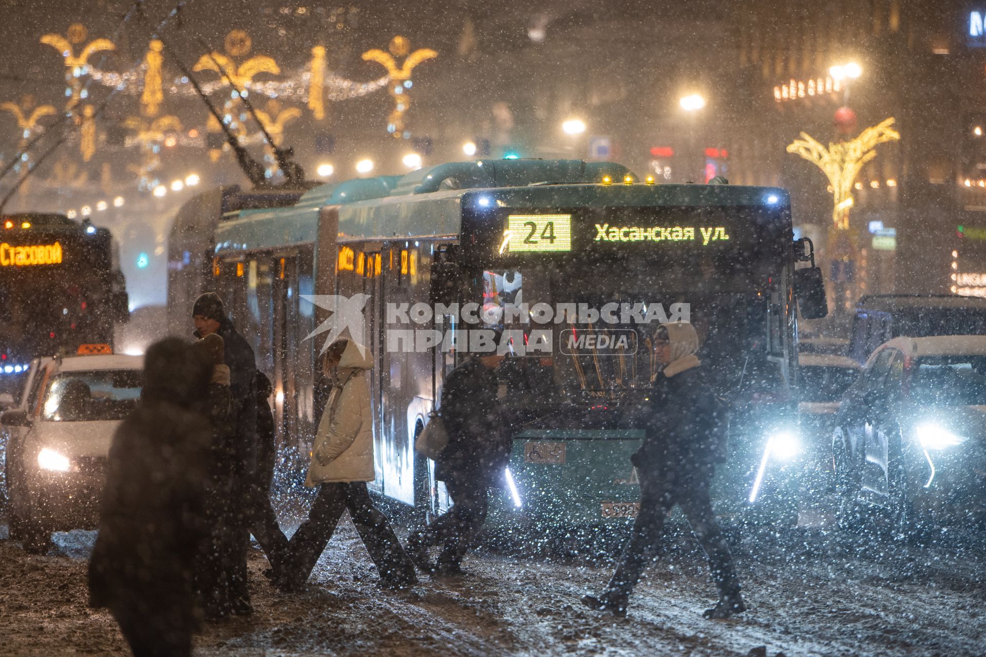 Последствия снегопада в Санкт-Петербурге