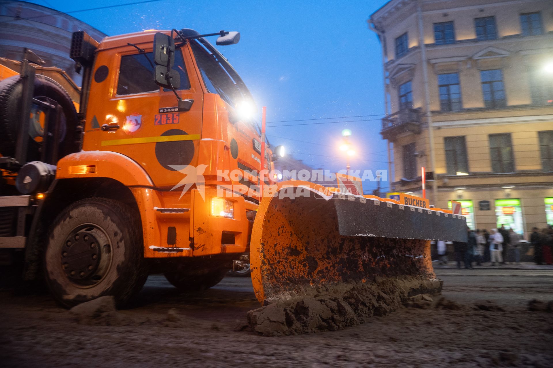 Последствия снегопада в Санкт-Петербурге