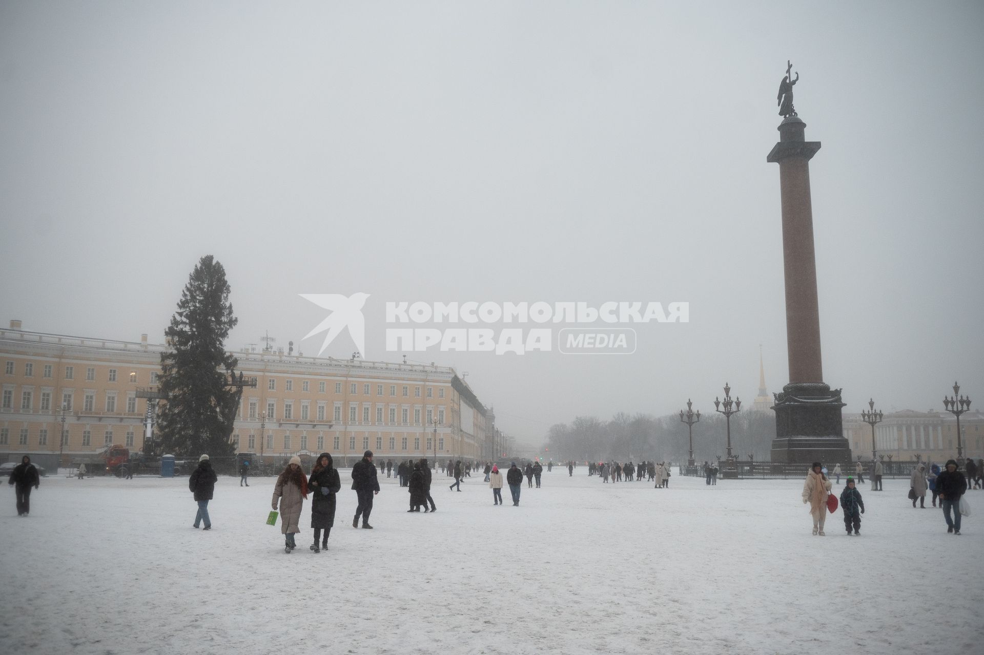 Последствия снегопада в Санкт-Петербурге