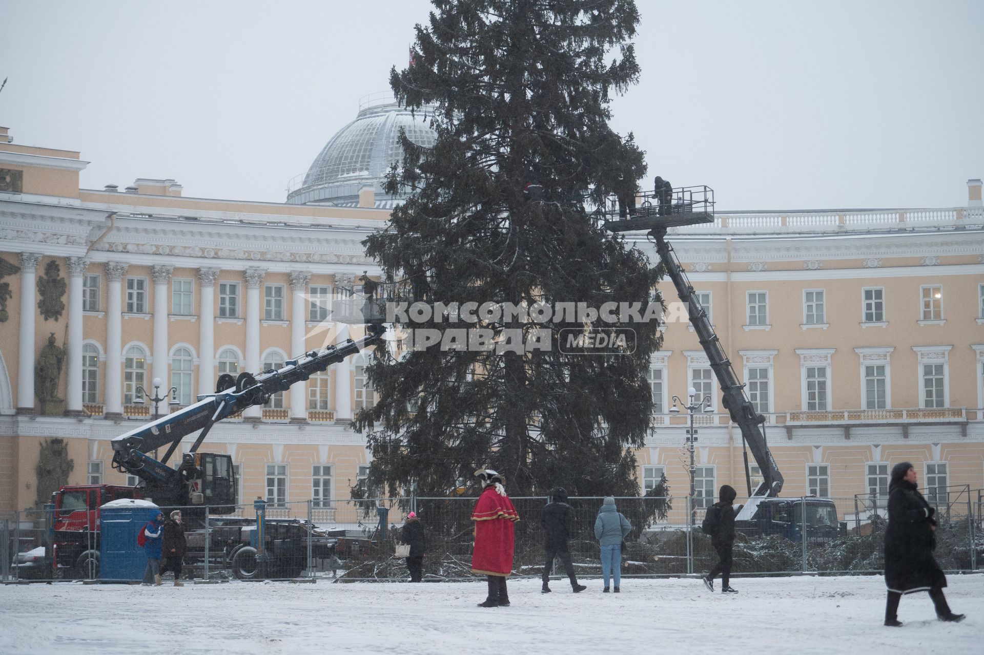 Последствия снегопада в Санкт-Петербурге