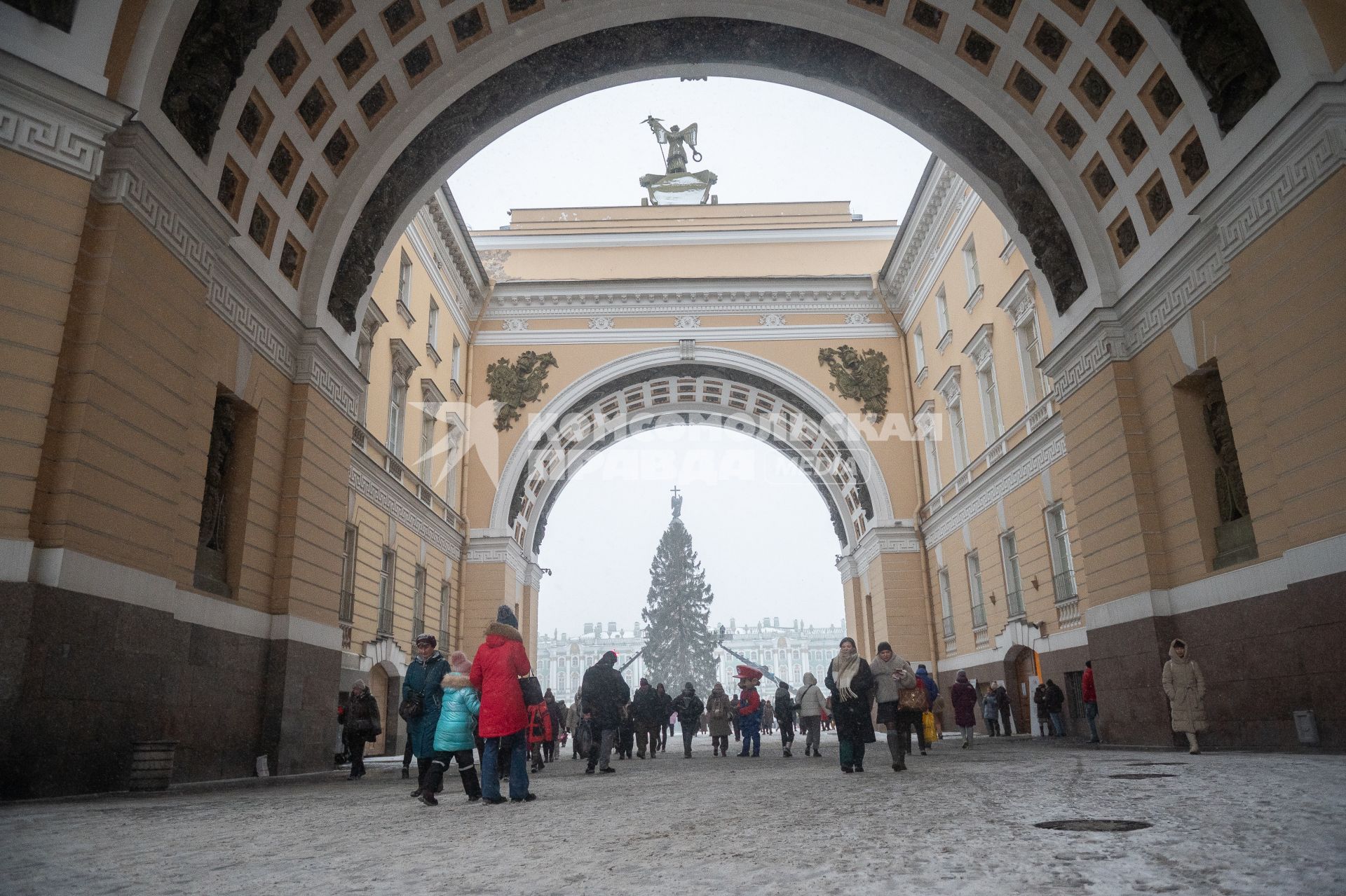 Последствия снегопада в Санкт-Петербурге