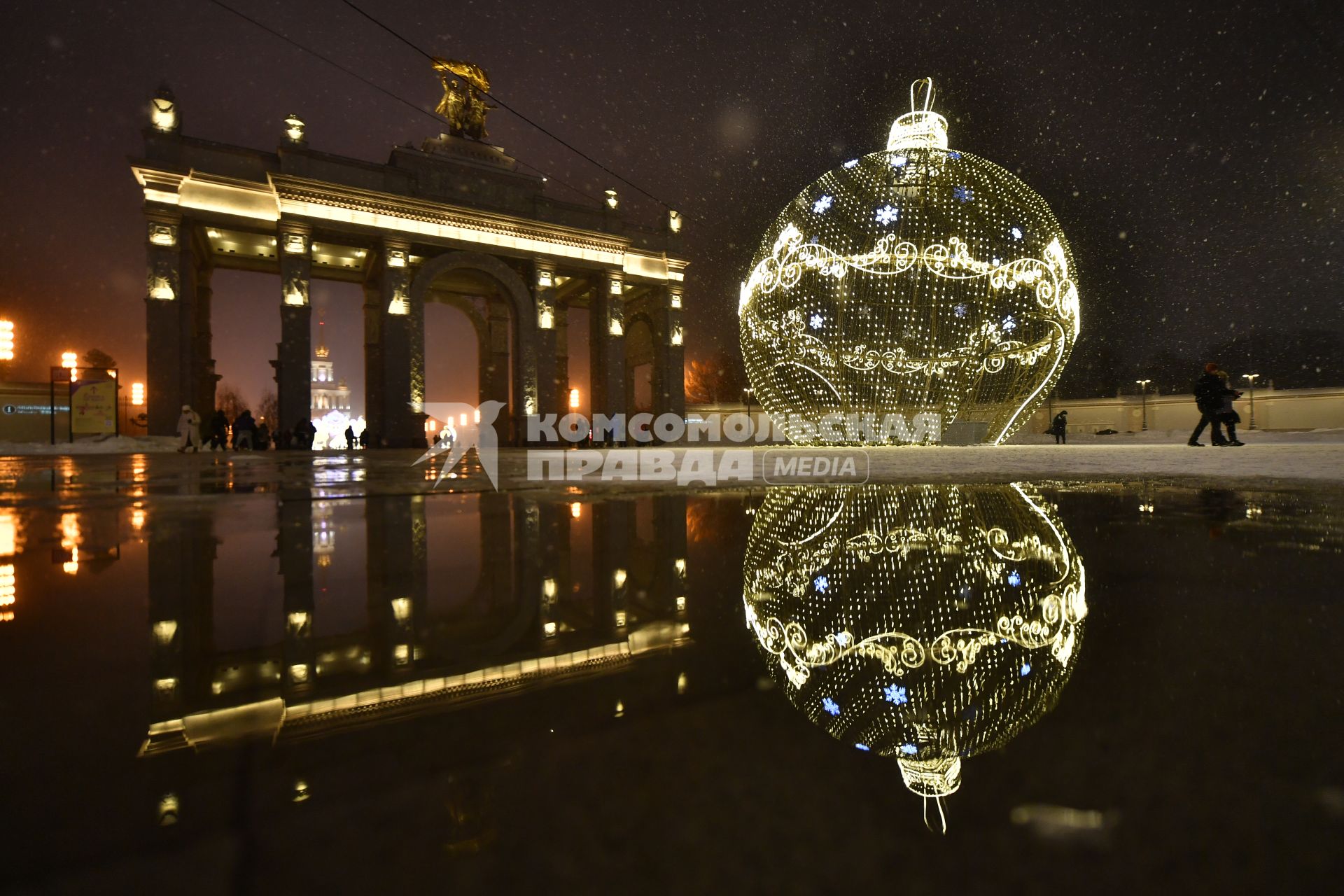 Снегопад в Москве