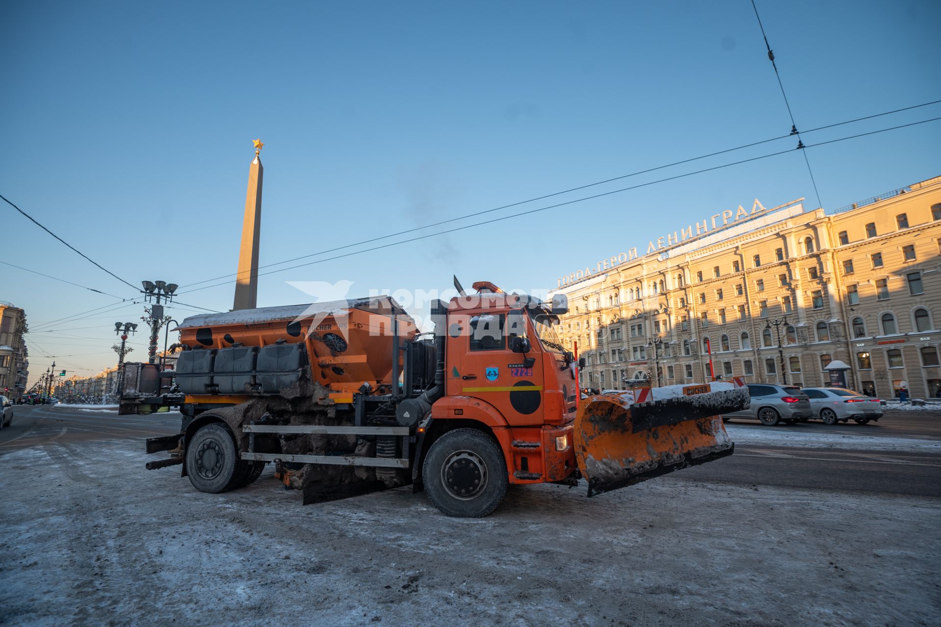 Уборка снега в Санкт-Петербурге