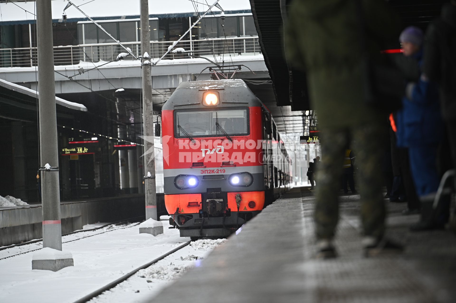 Встреча пассажиров пострадавшего поезда Мурманск - Санкт-Петербург\"