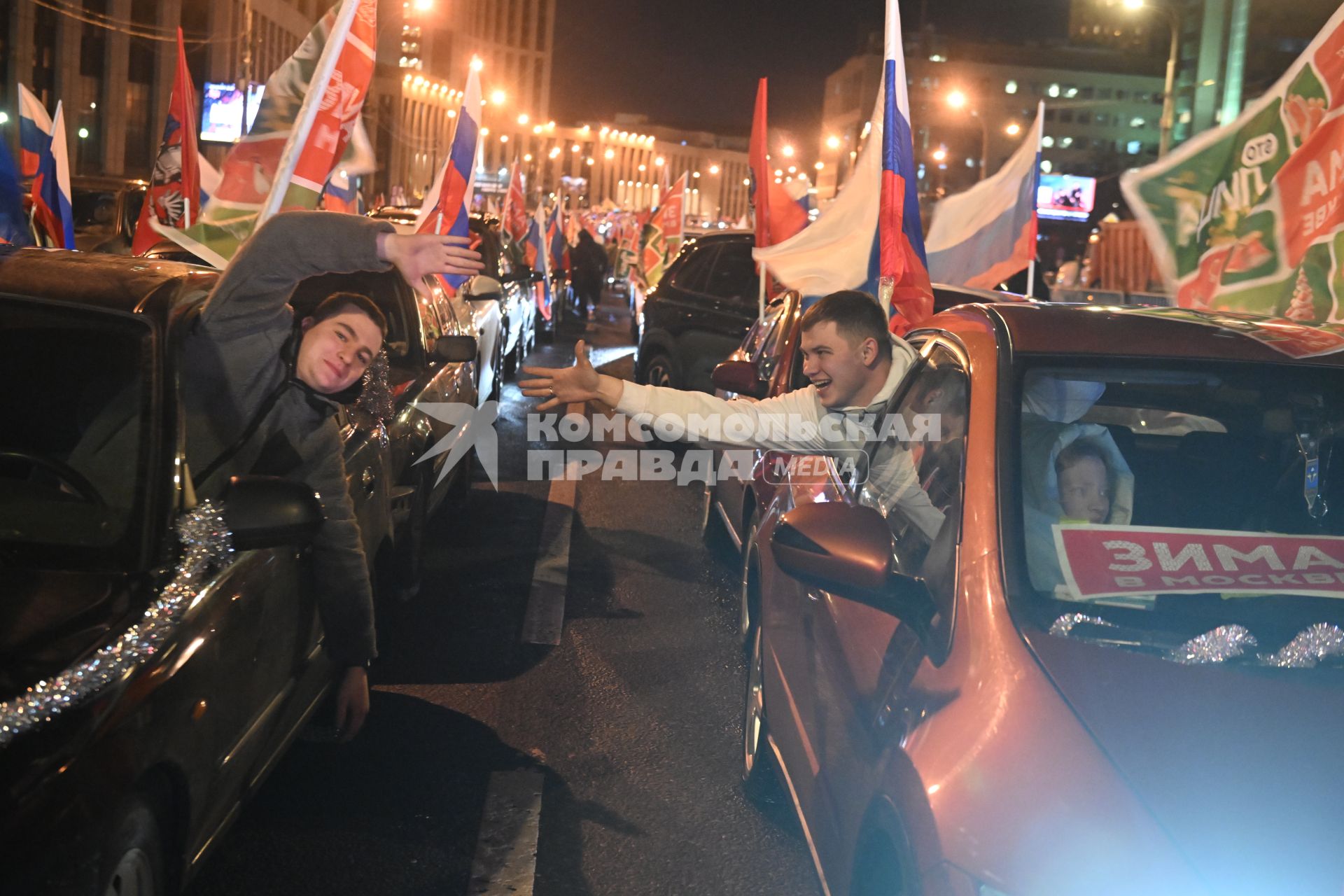 Предновогодний автопробег по Садовому кольцу