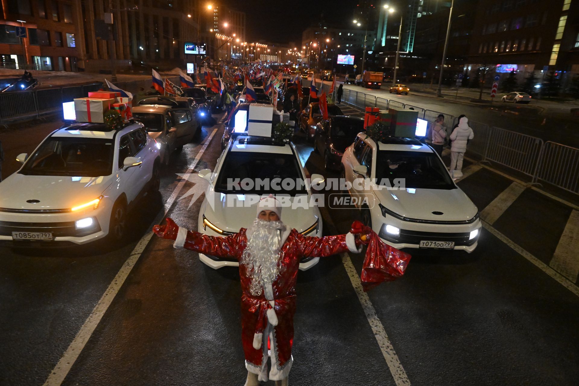 Предновогодний автопробег по Садовому кольцу