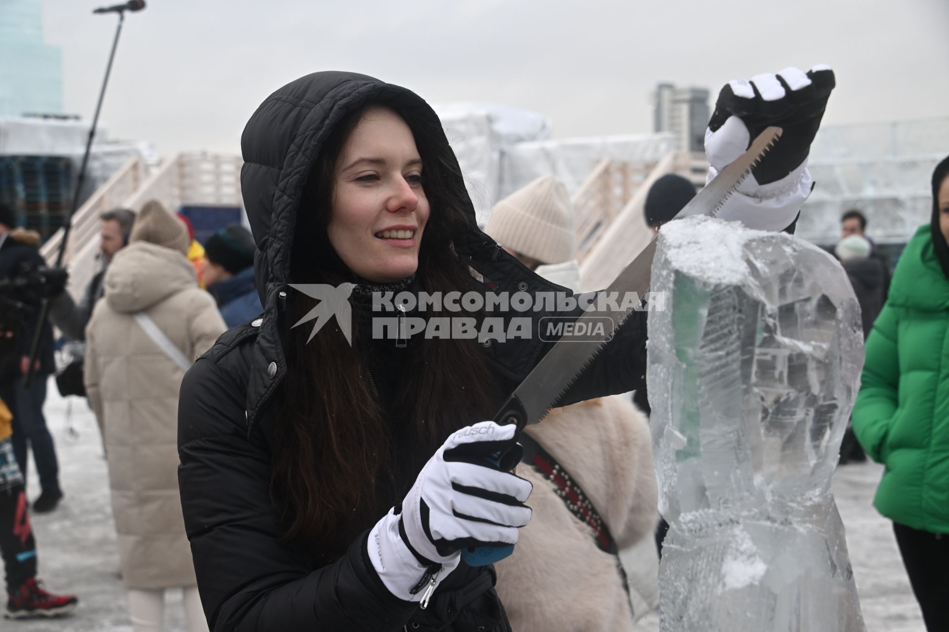 Новогодний фестиваль Ледовая Москва. В кругу семьи\"