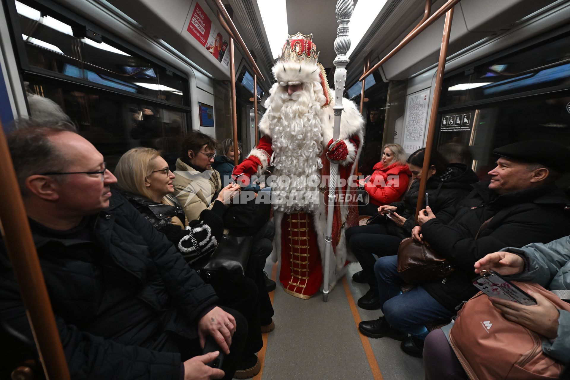 Дед Мороз в Московском метро