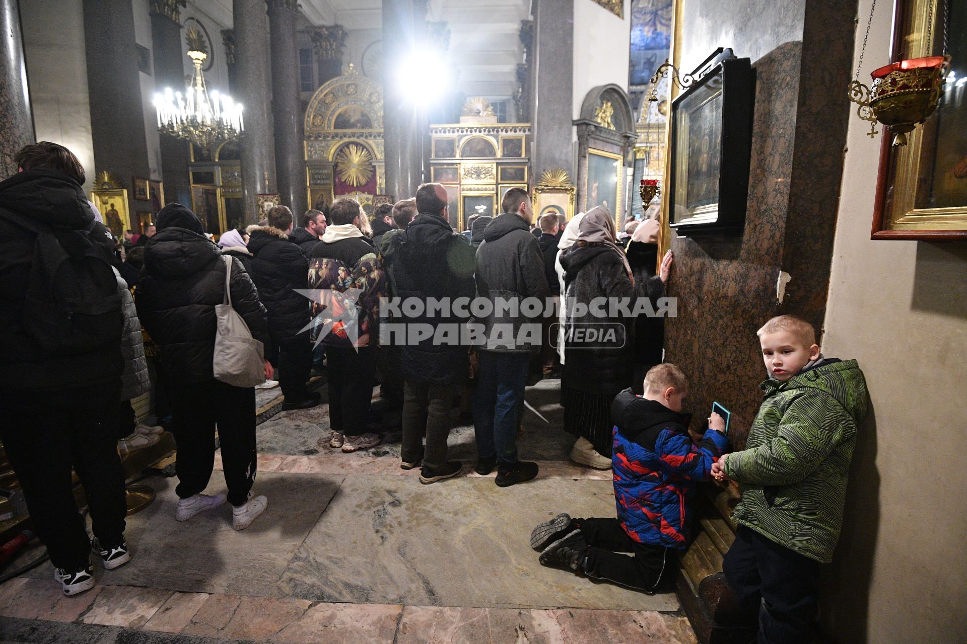 Рождественская служба в Казанском соборе Санкт-Петербурга