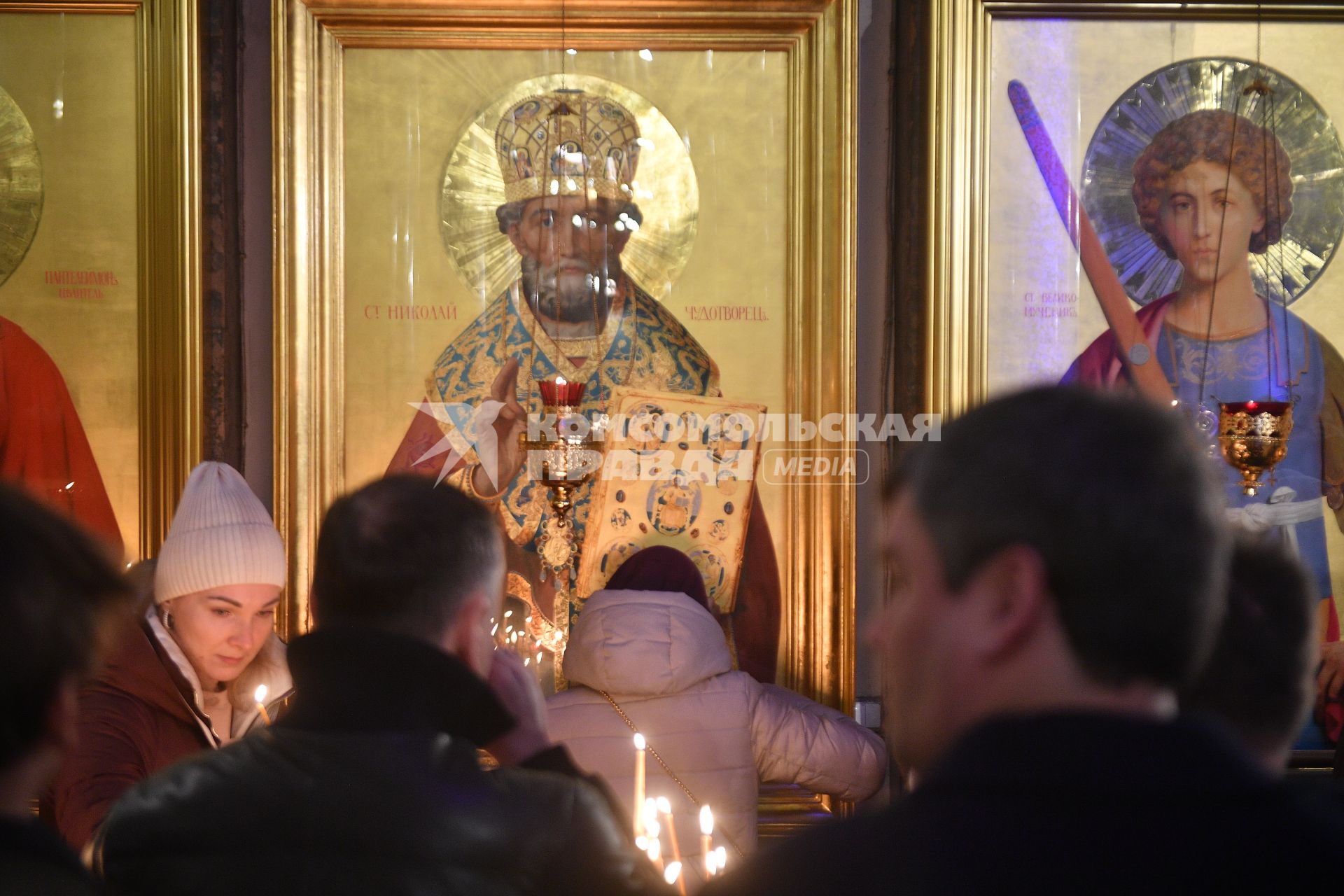 Рождественская служба в Казанском соборе Санкт-Петербурга