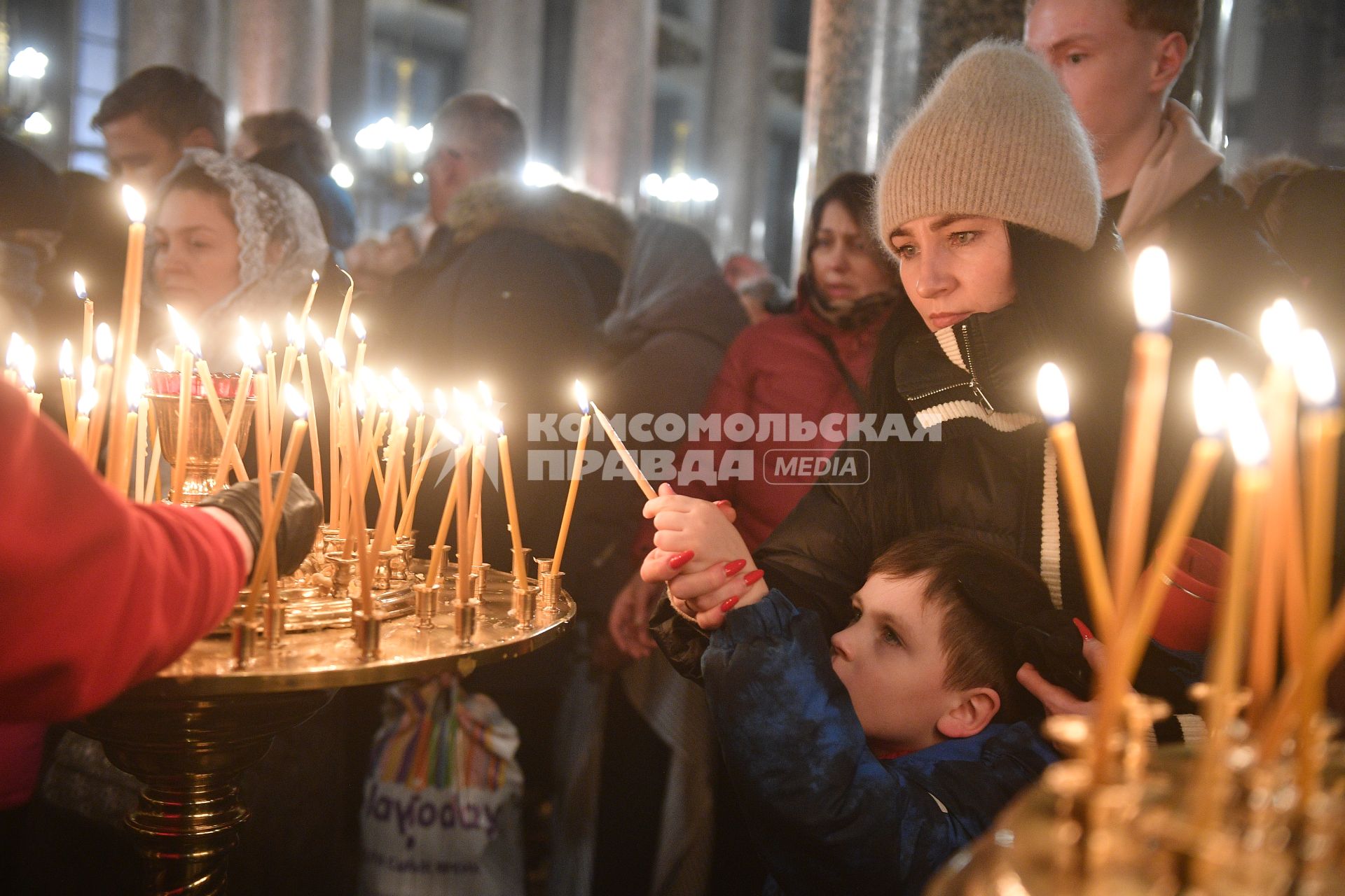 Рождественская служба в Казанском соборе Санкт-Петербурга