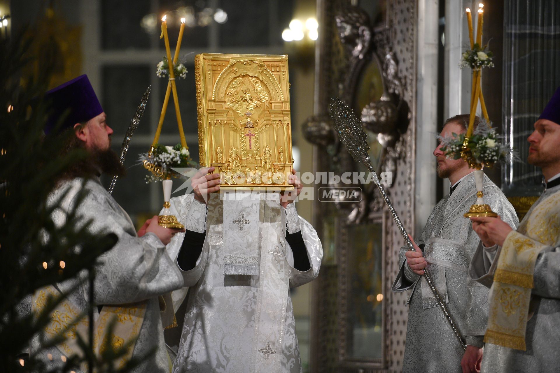 Рождественская служба в Казанском соборе Санкт-Петербурга