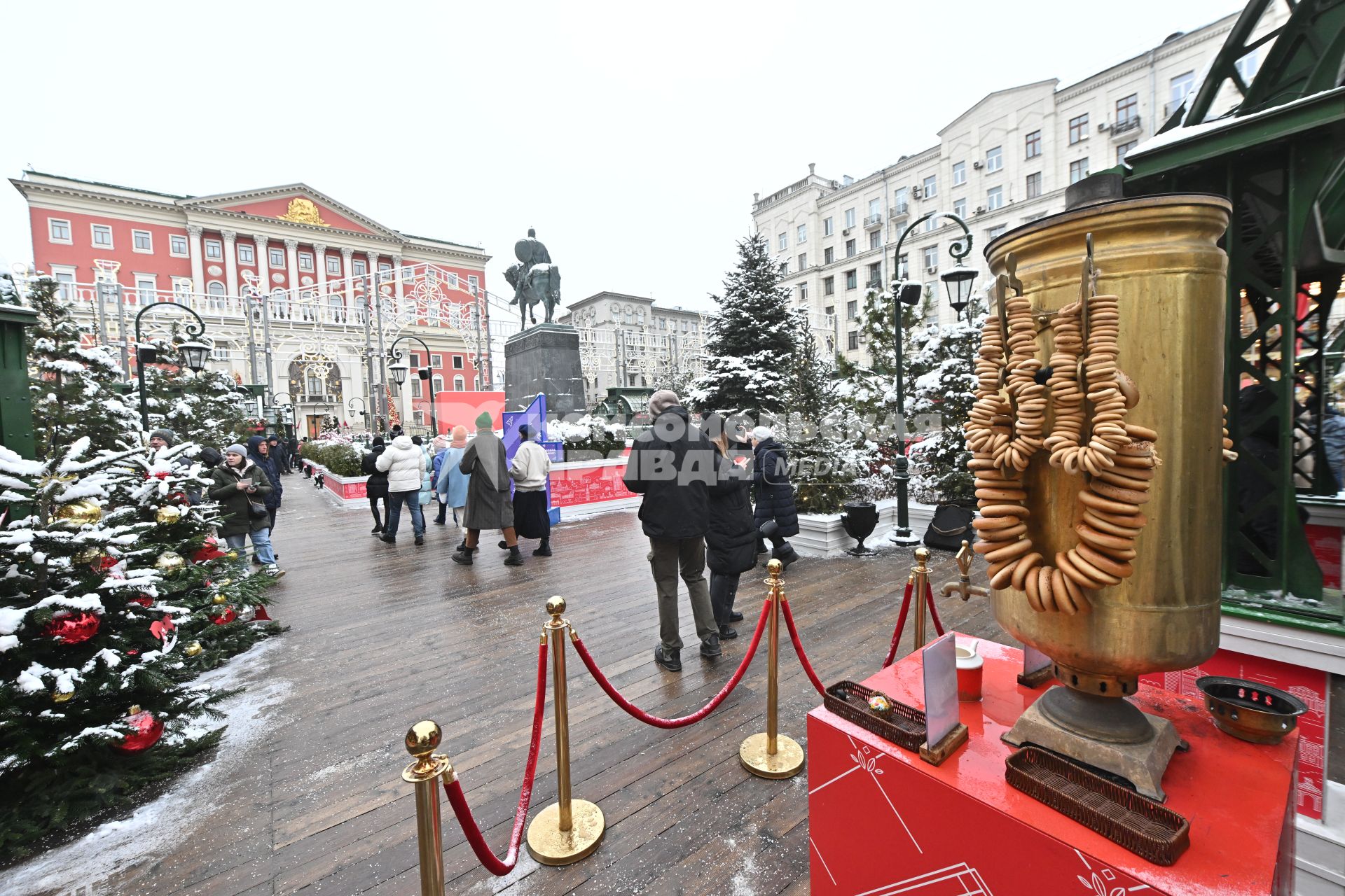 Прогулка по новогодней Москве