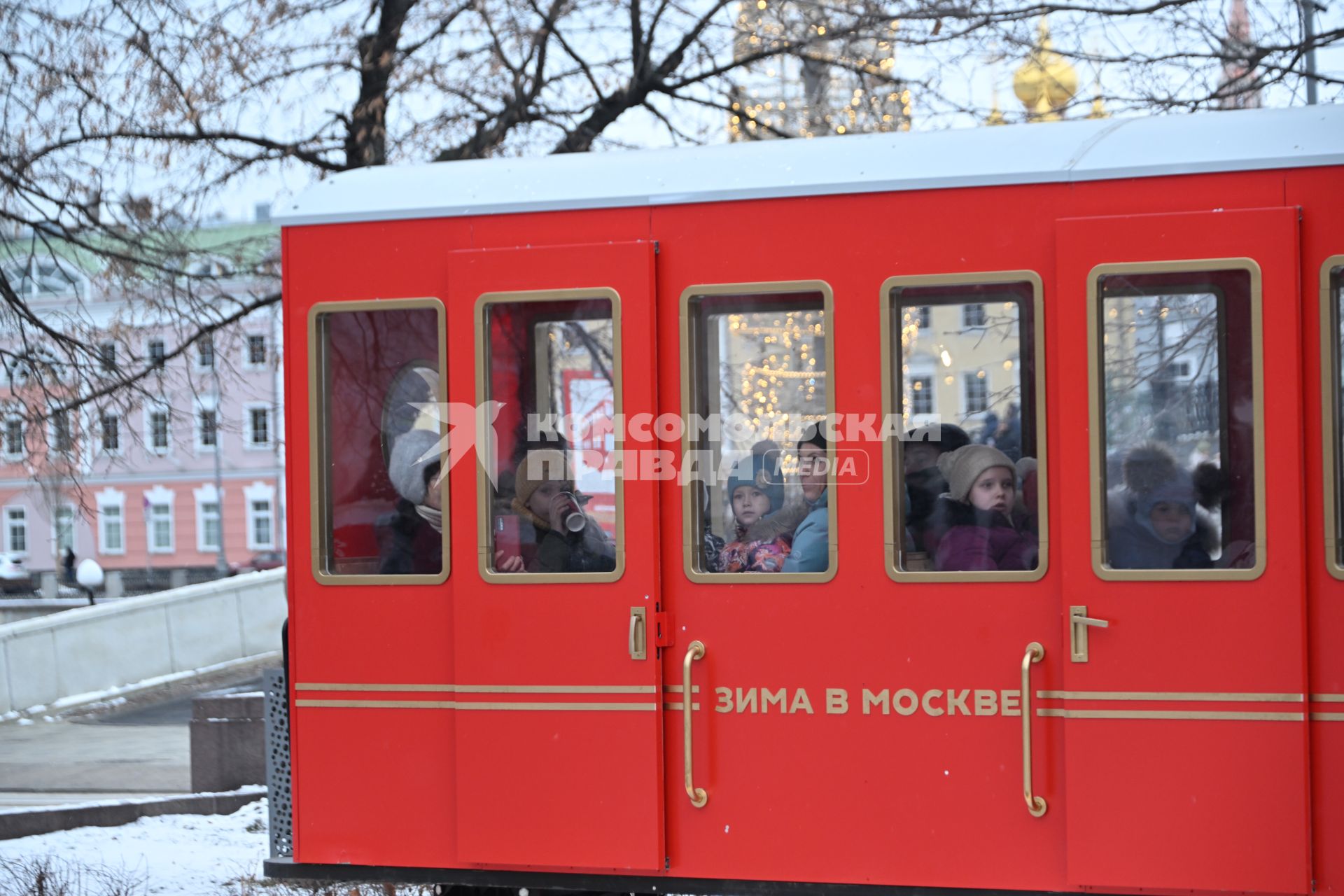 Новогодний поезд в Москве