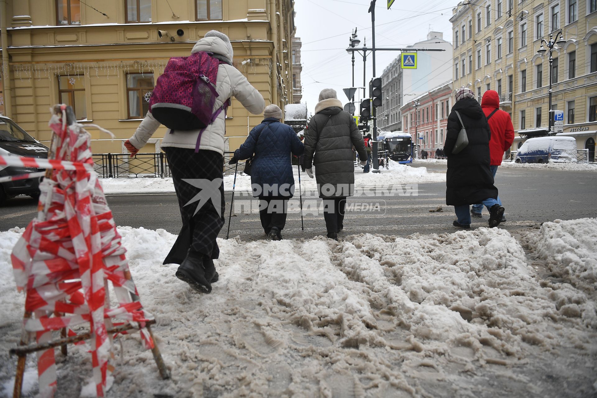 Уборка снега в Санкт-Петербурге