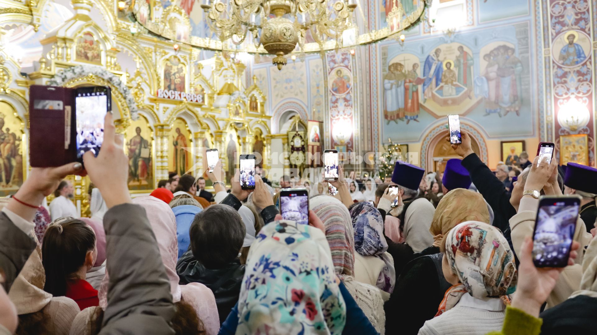 Рождественское богослужение в главном Кафедральном Соборе Сочи