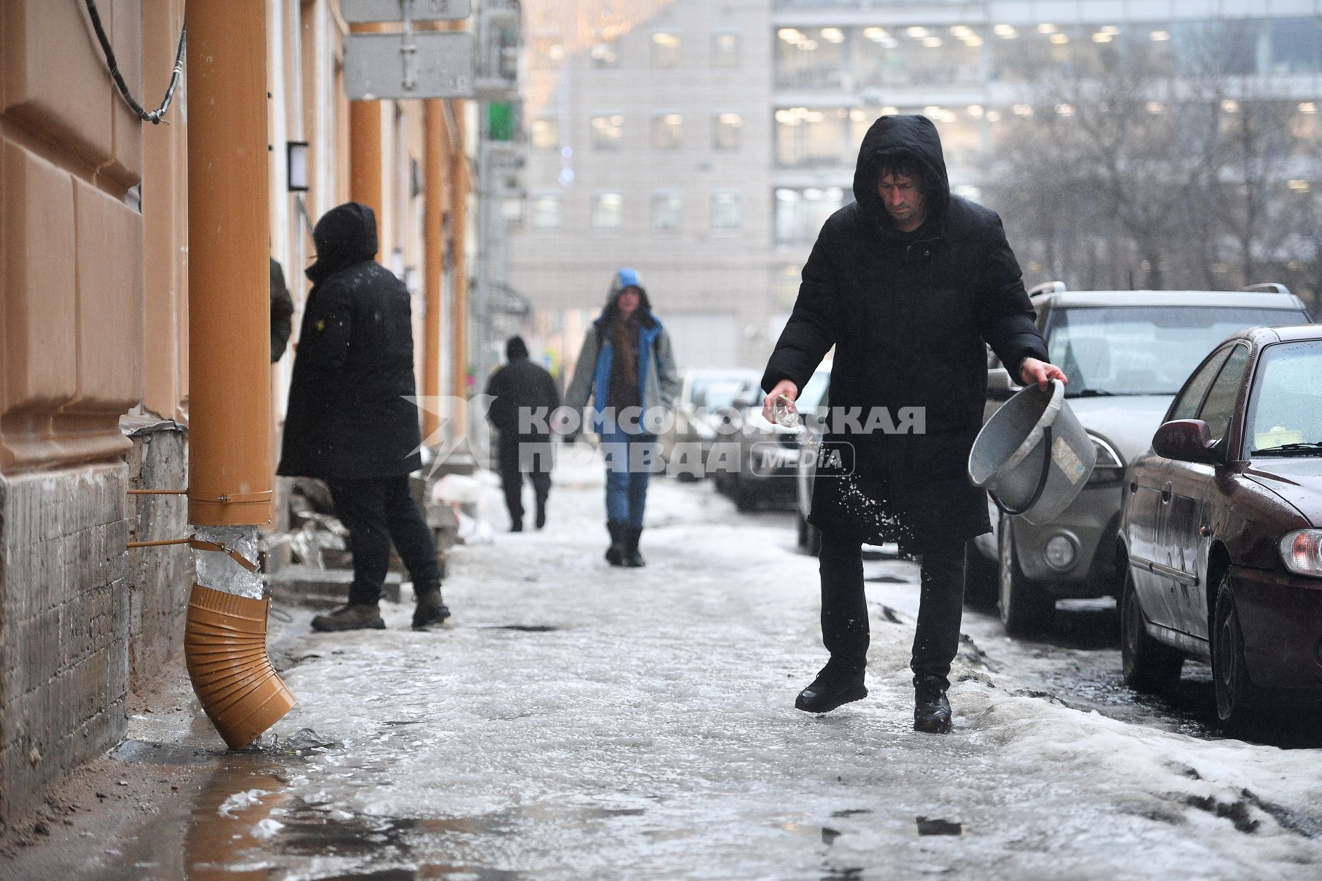 Уборка снега в Санкт-Петербурге