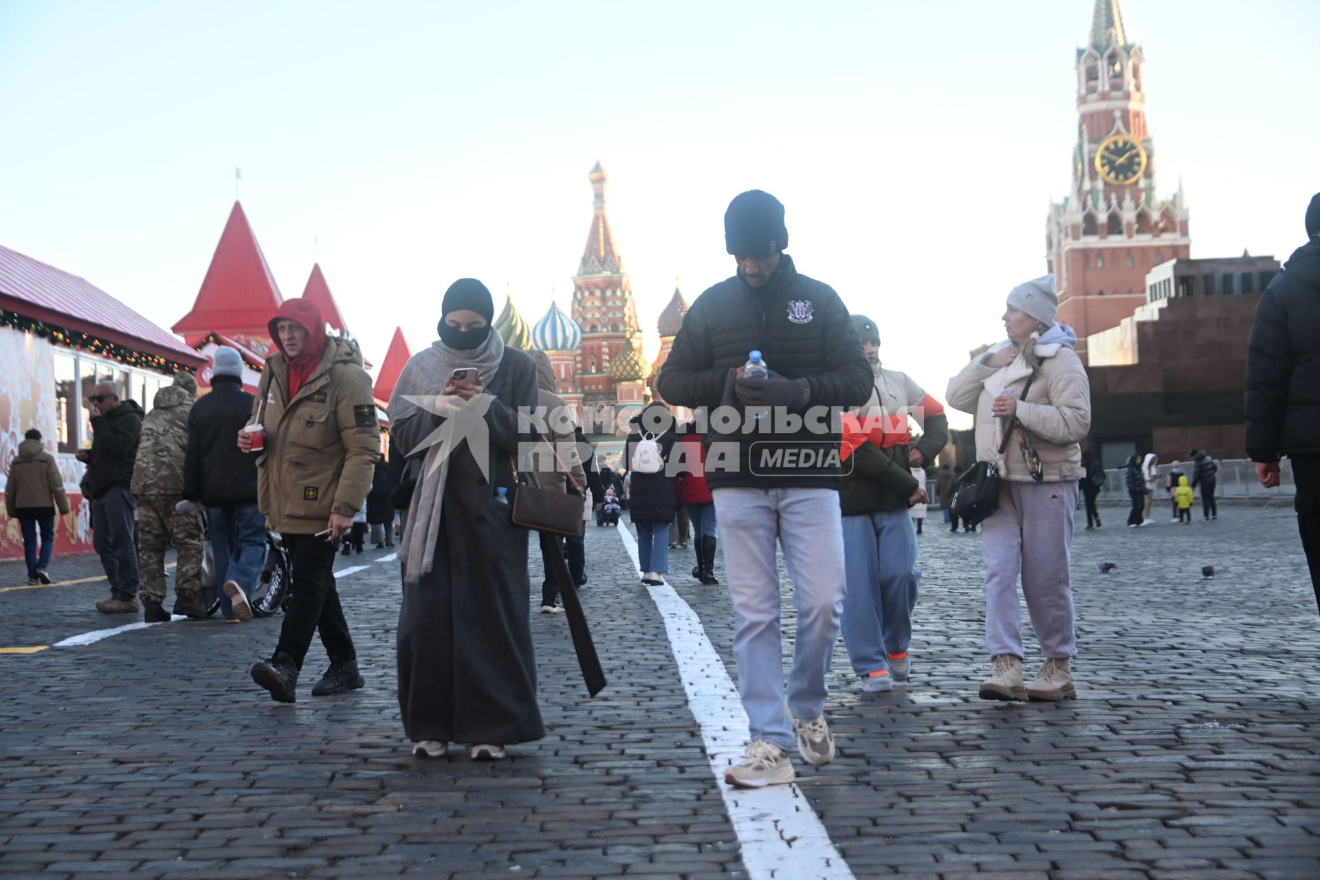 Туристы в Москве