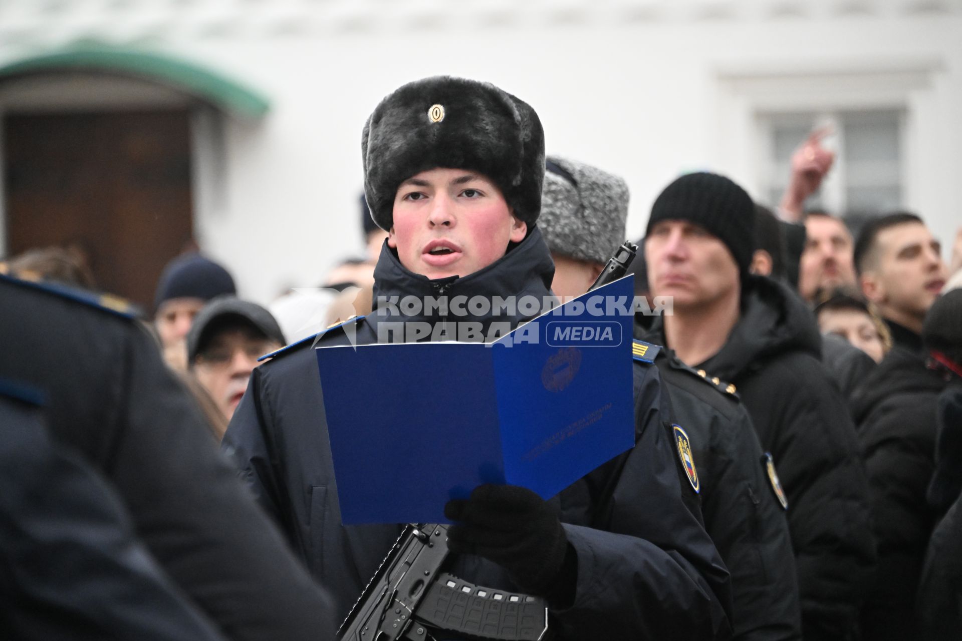 Церемония приведения к присяге военнослужащих Президентского полка на Соборной площади Кремля