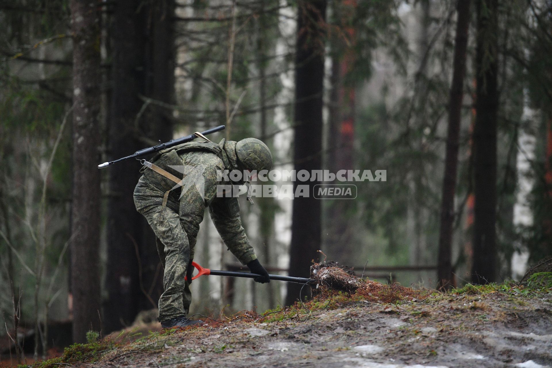 Занятия курсантов военной академии связи им.С.М.Буденного в Санкт-Петербурге