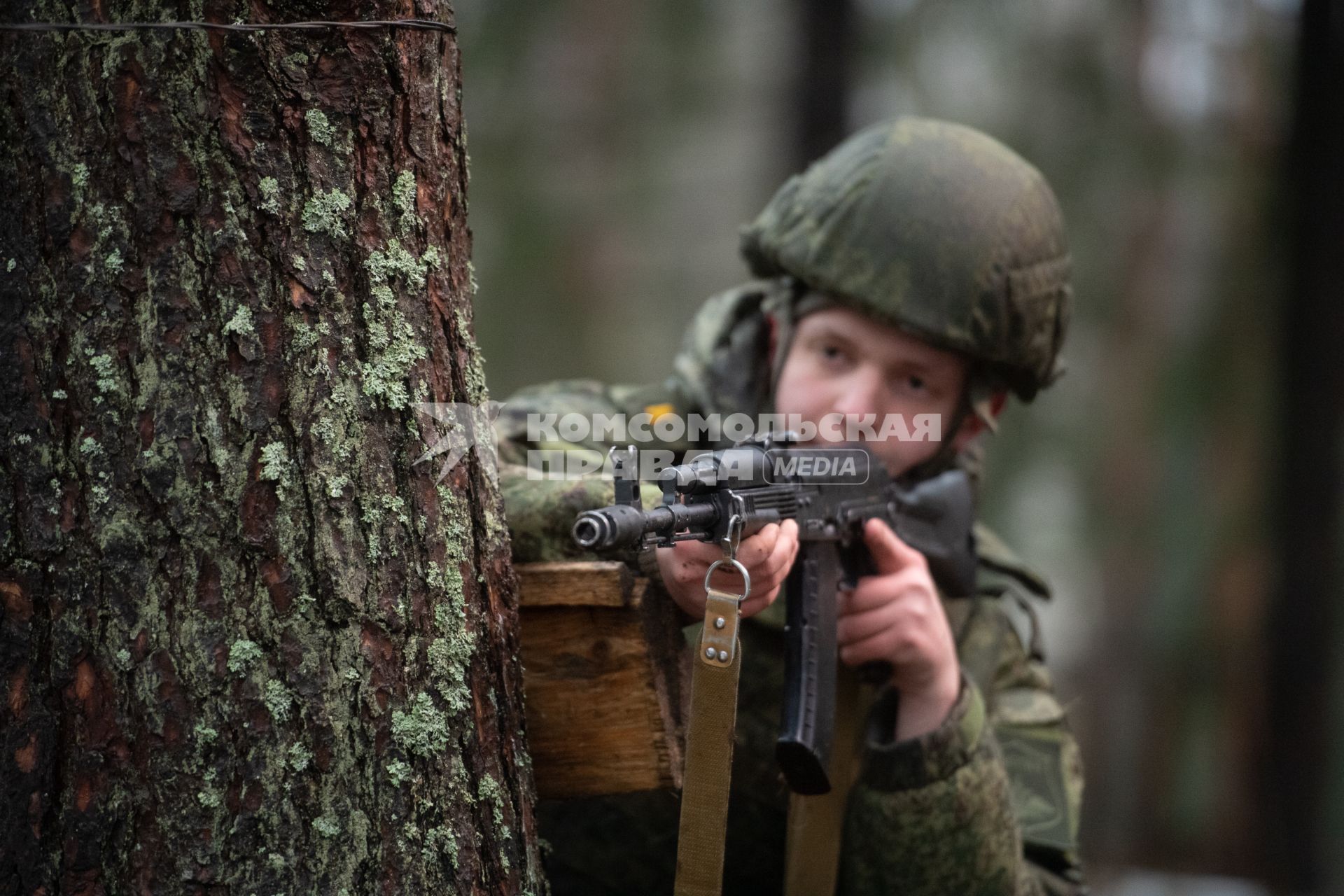 Занятия курсантов военной академии связи им.С.М.Буденного в Санкт-Петербурге