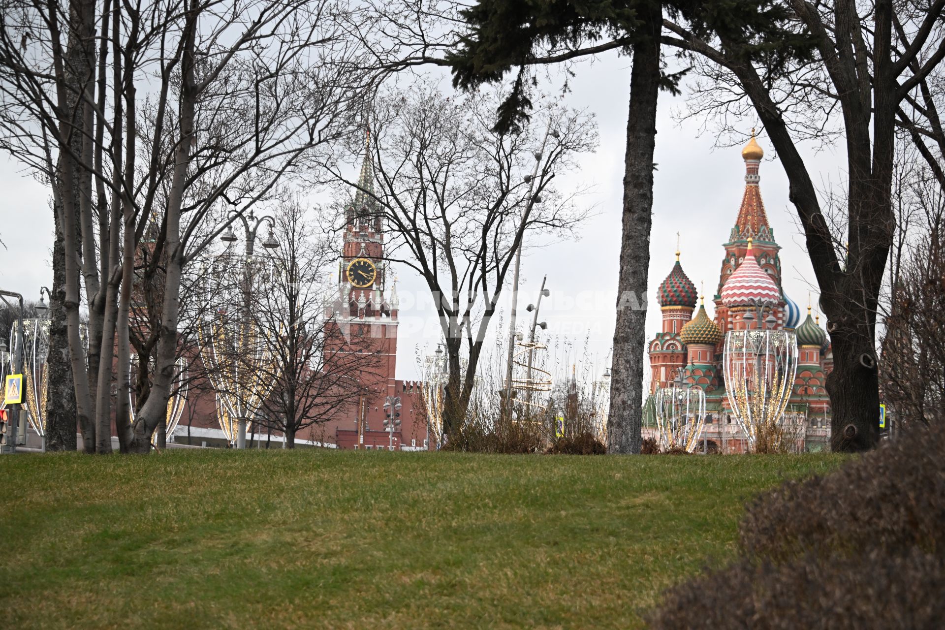 Теплая погода в Москве