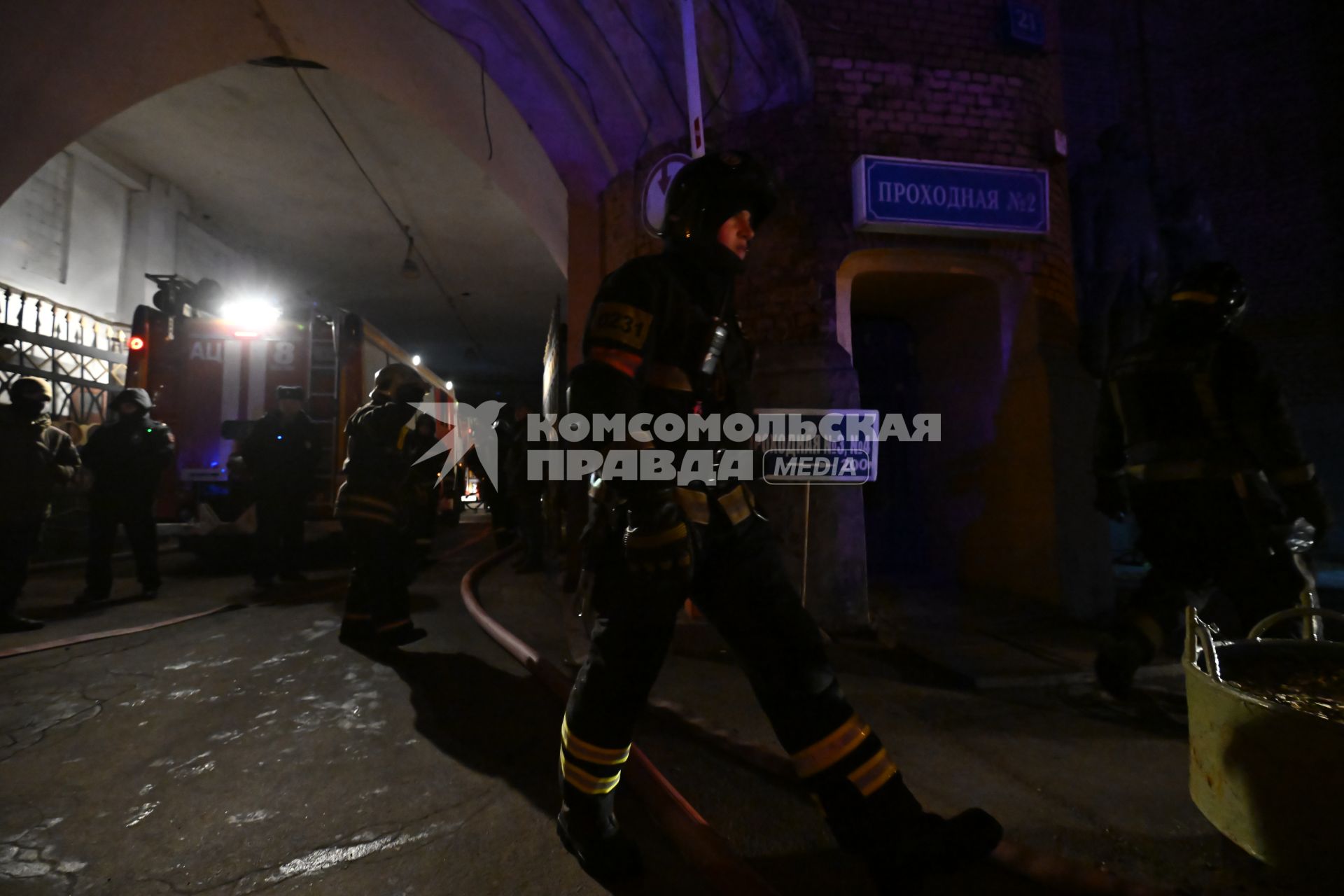 Пожар в здании бывшего Электрозавода в Москве