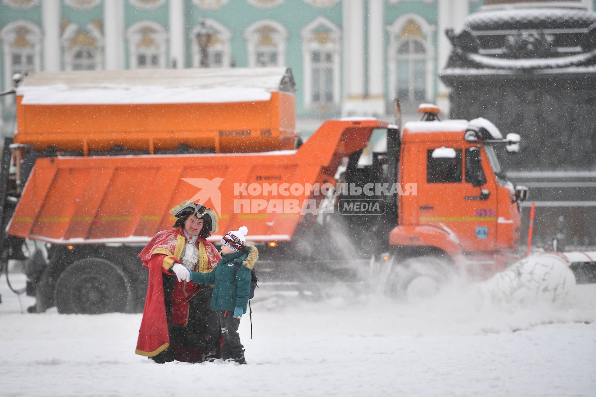 Зима вернулась в Петербург