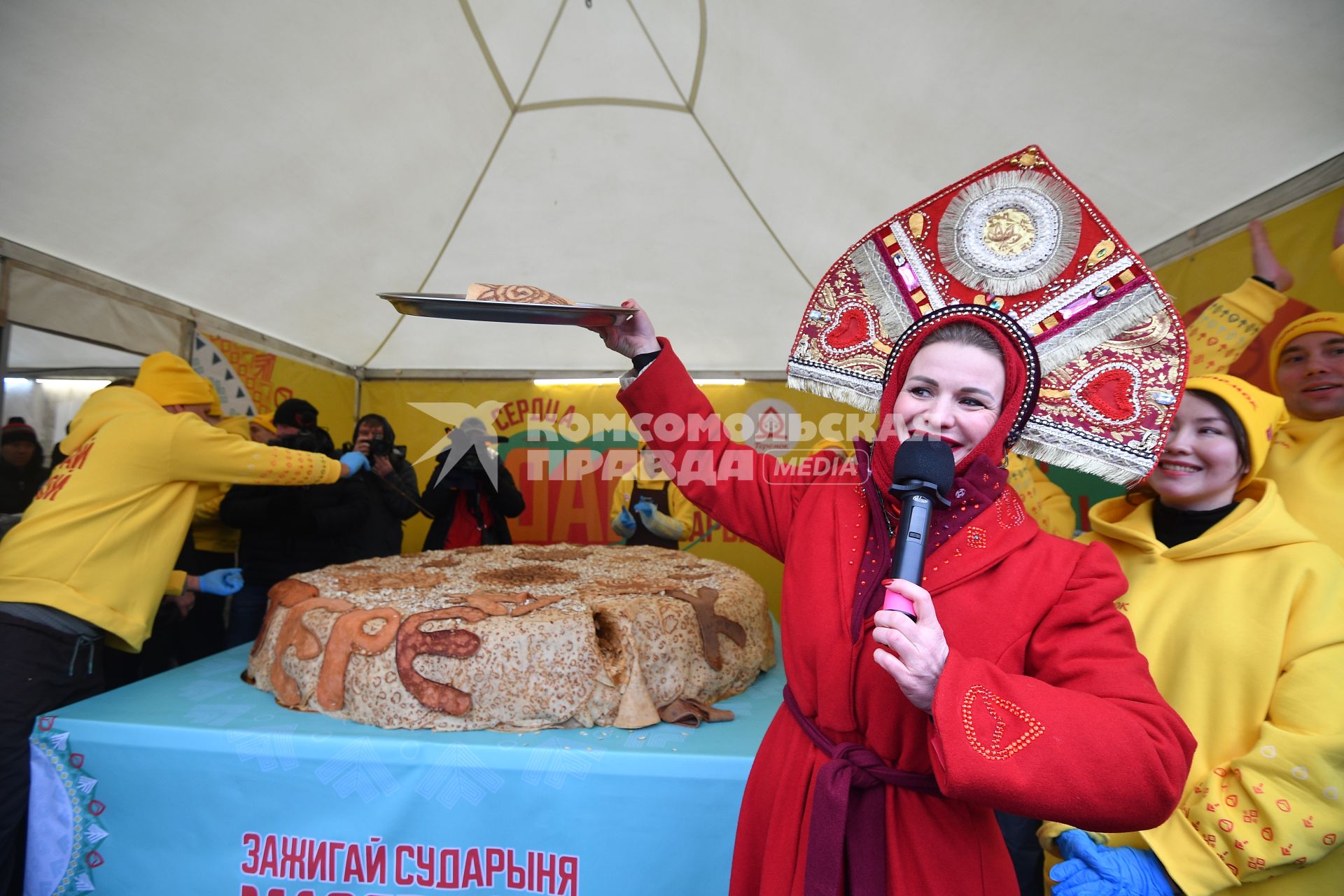 Празднование Широкой масленицы в Санкт-Петербурге