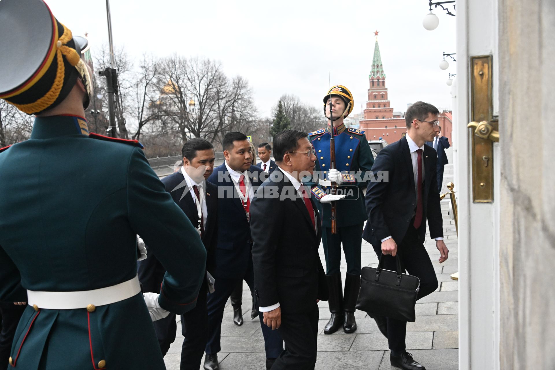 Официальный визит премьер-министра Мьянмы Мин Аун Хлайна в Москву