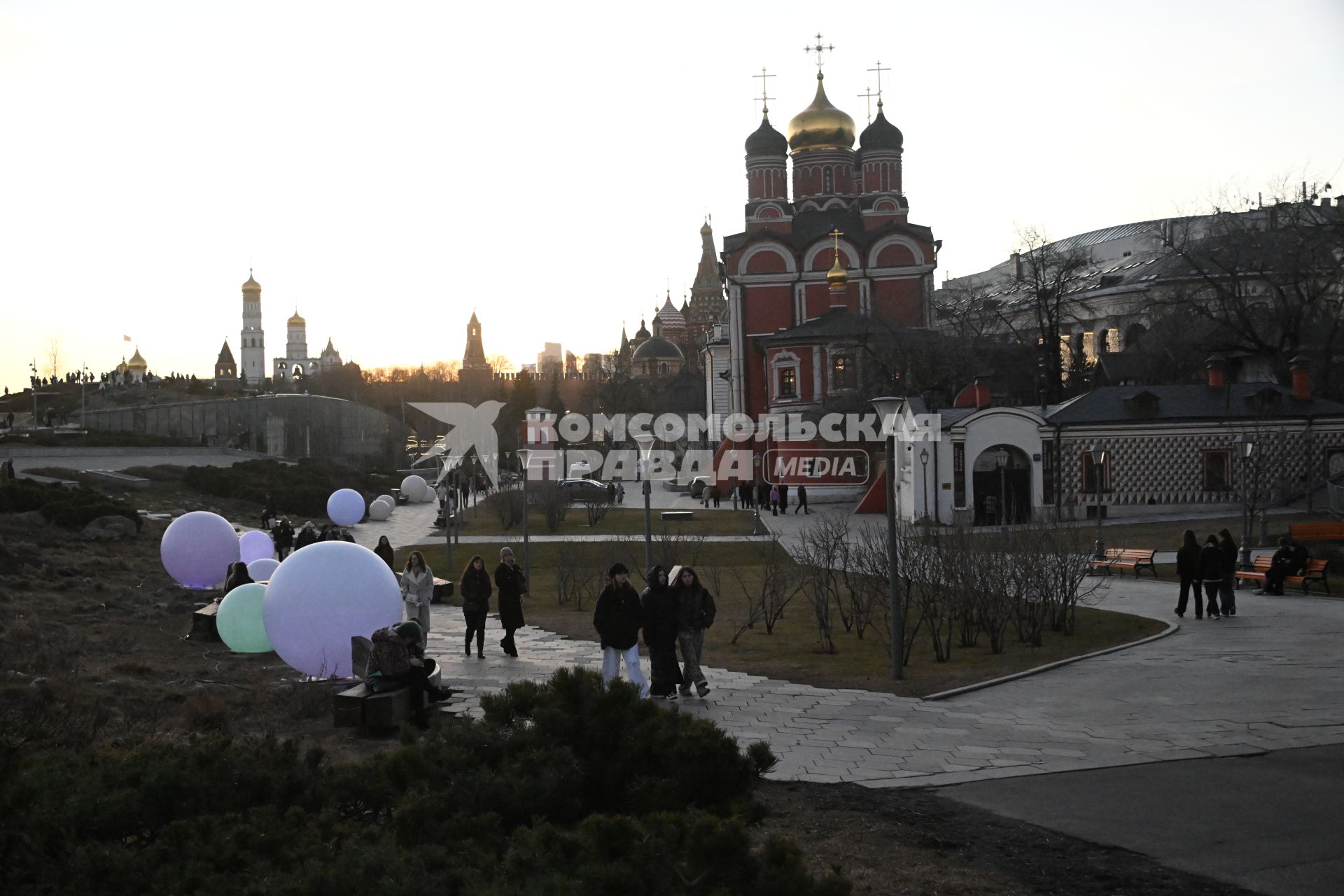 Вечерняя Москва