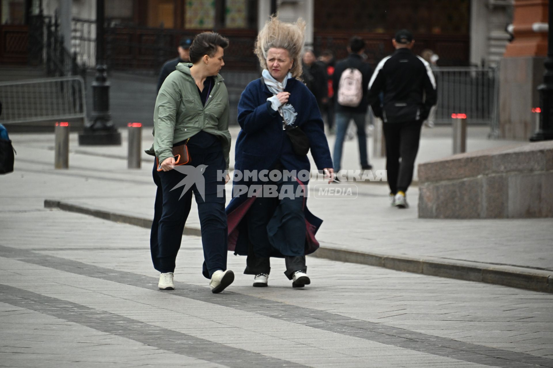 Сильный ветер в Москве