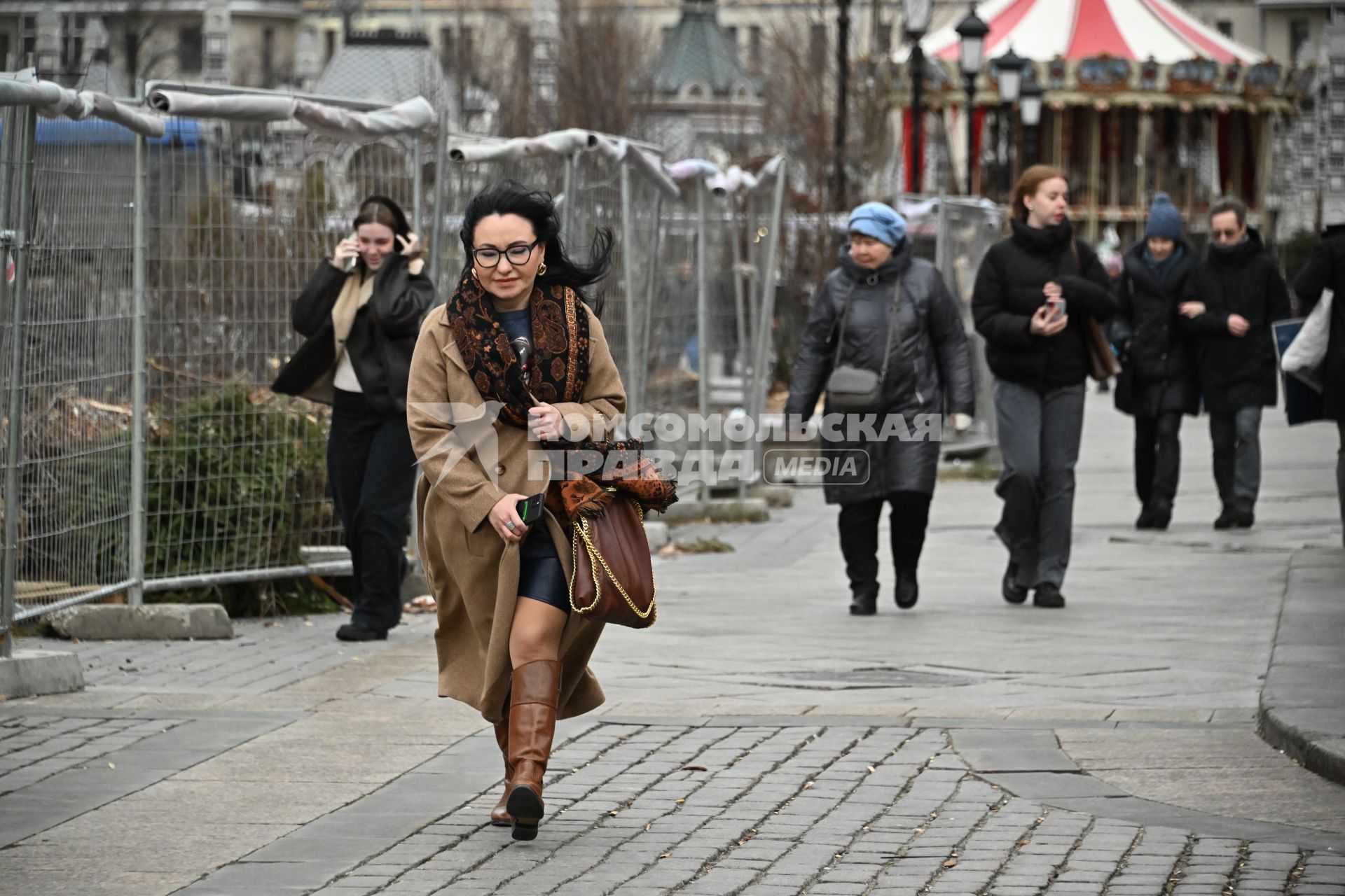 Сильный ветер в Москве