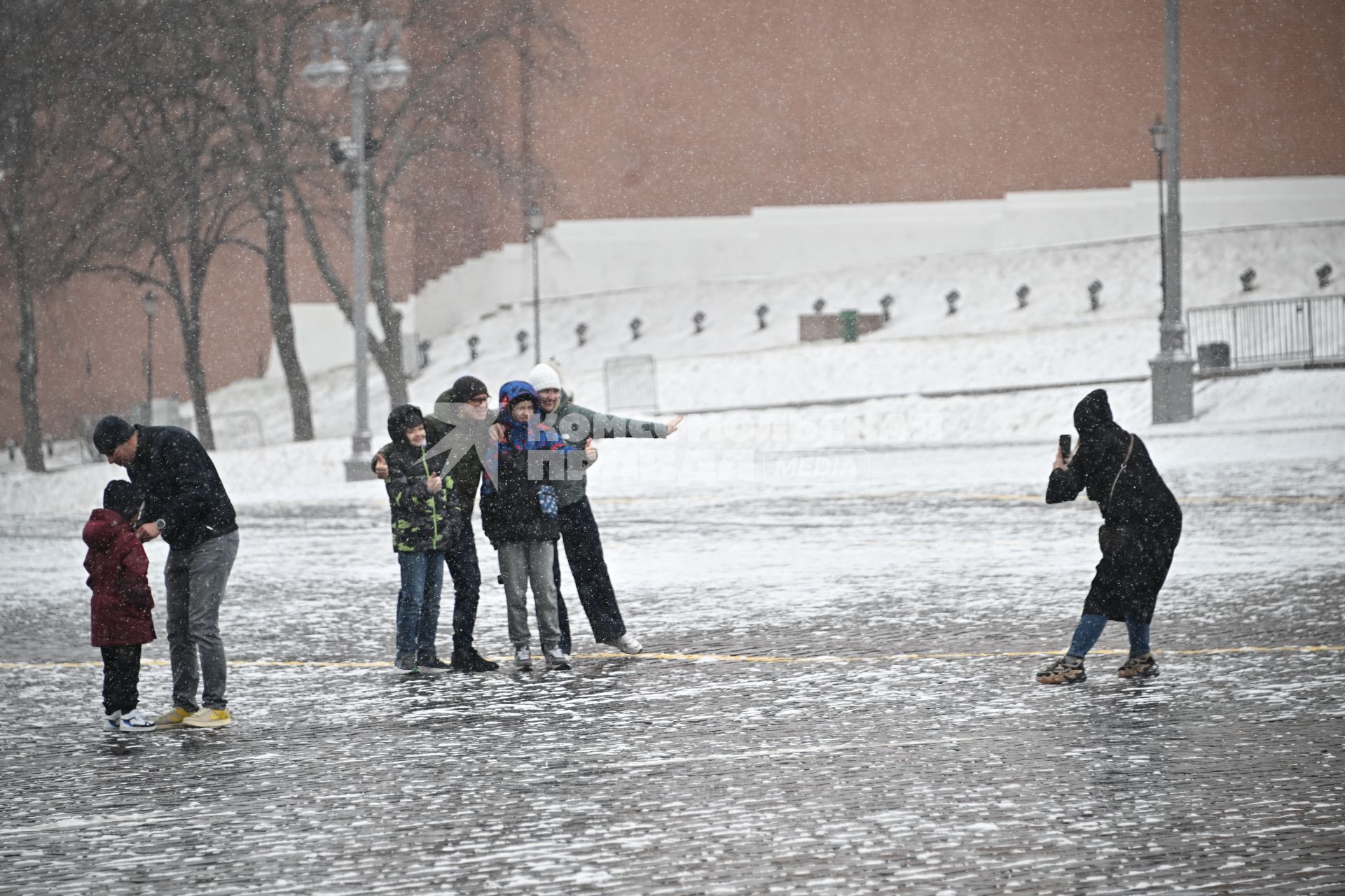 Снег в Москве