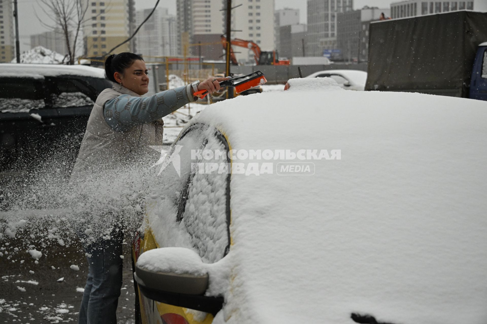 В Москве выпал снег