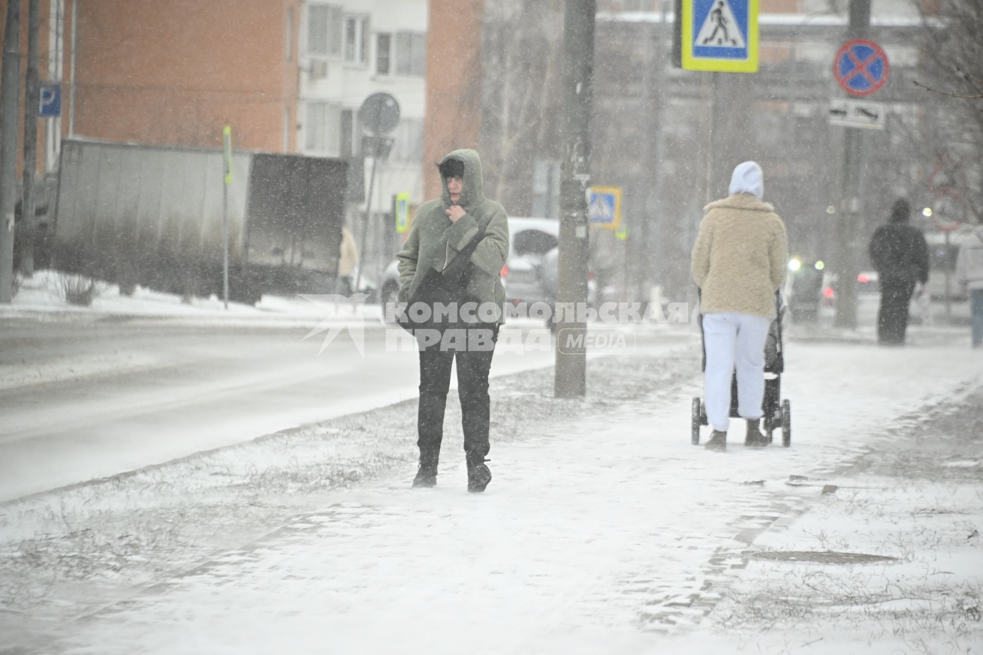 В Москве выпал снег