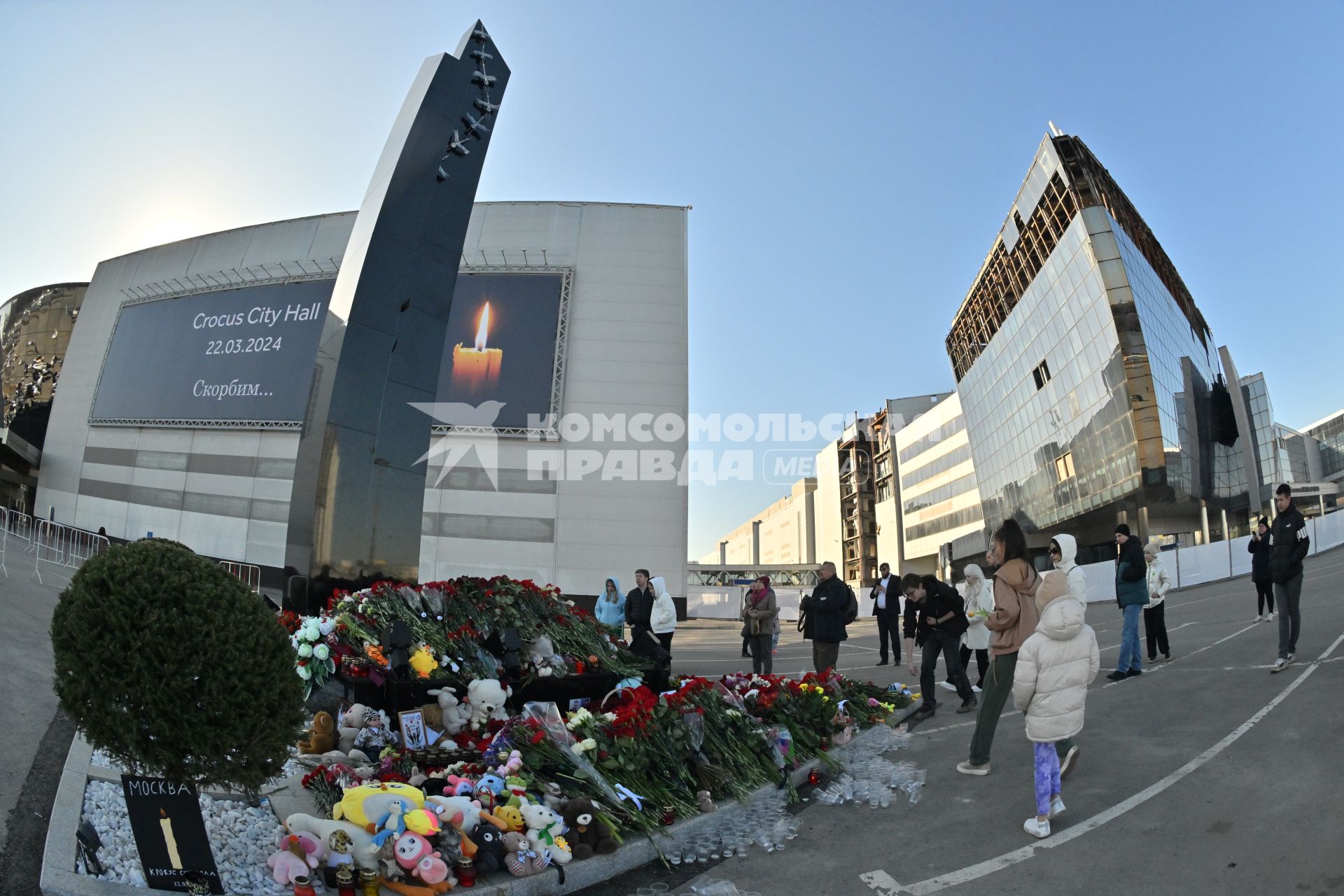 Открытие мемориала жертвам теракта в Крокус Сити Холле\"