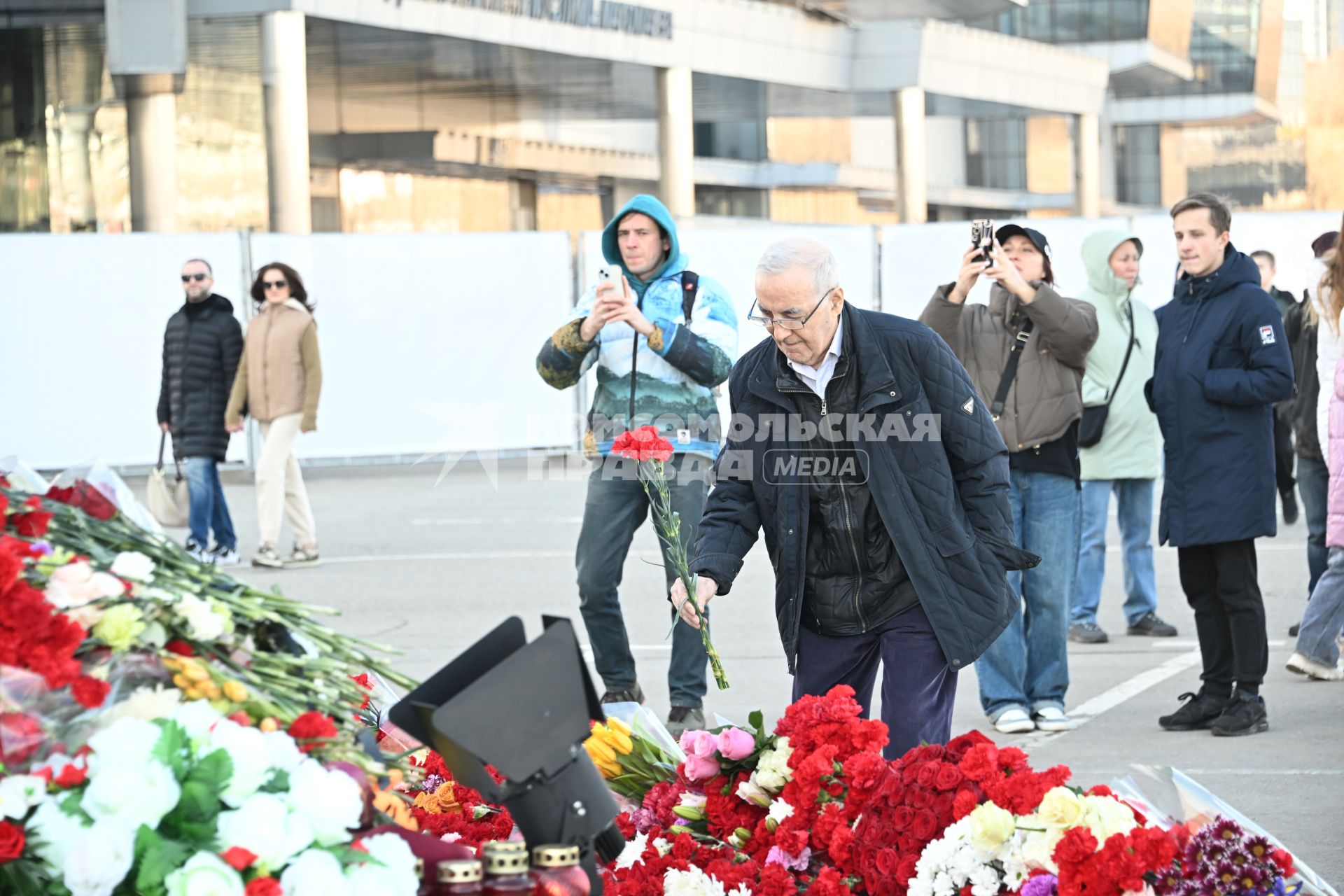 Открытие мемориала жертвам теракта в Крокус Сити Холле\"