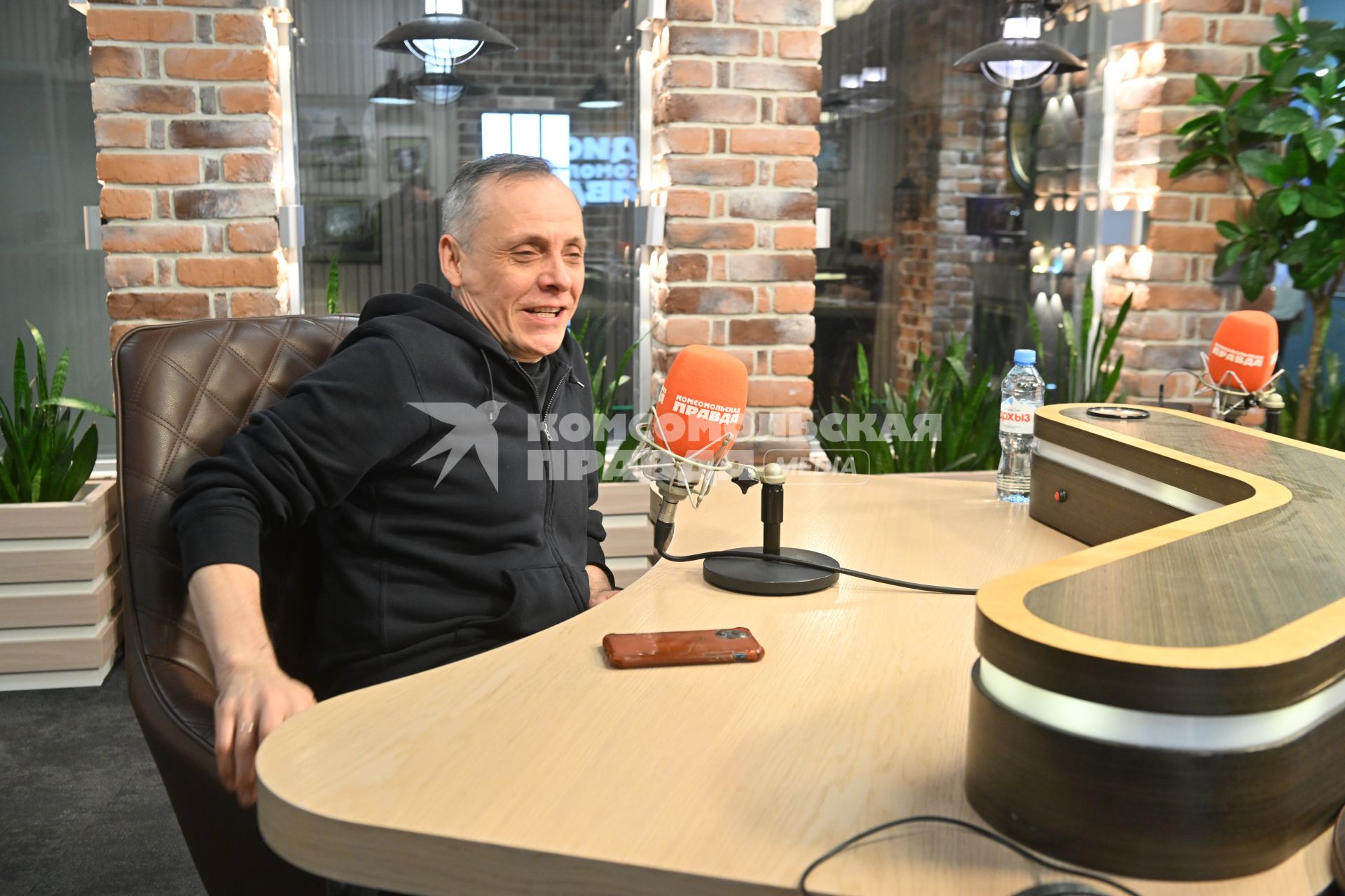 Денис Давыдов на радио Комсомольская правда\"