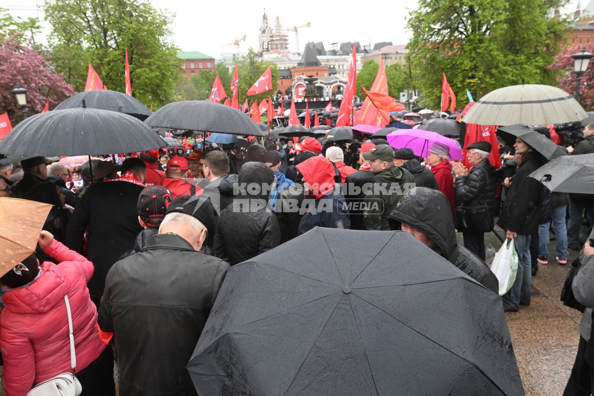 Первомайское шествие КПРФ