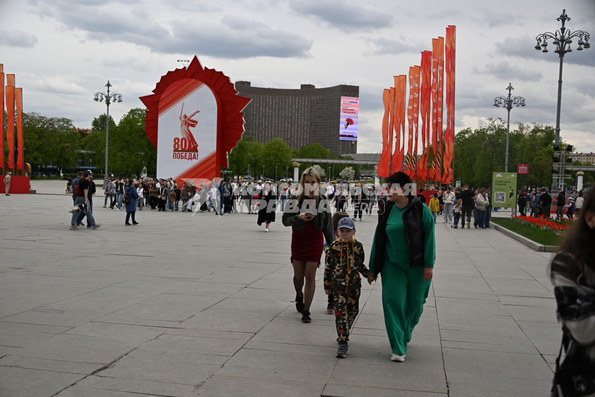 Выставка-косплей по вселенной Звездных войн на ВДНХ