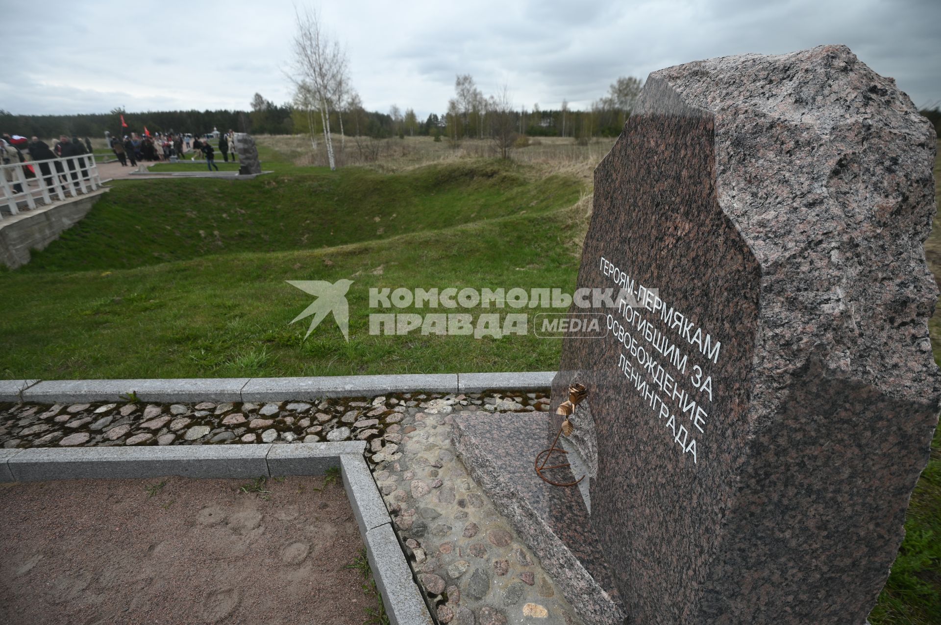 Возложение цветов к мемориальному комплексу Невский пятачок\"