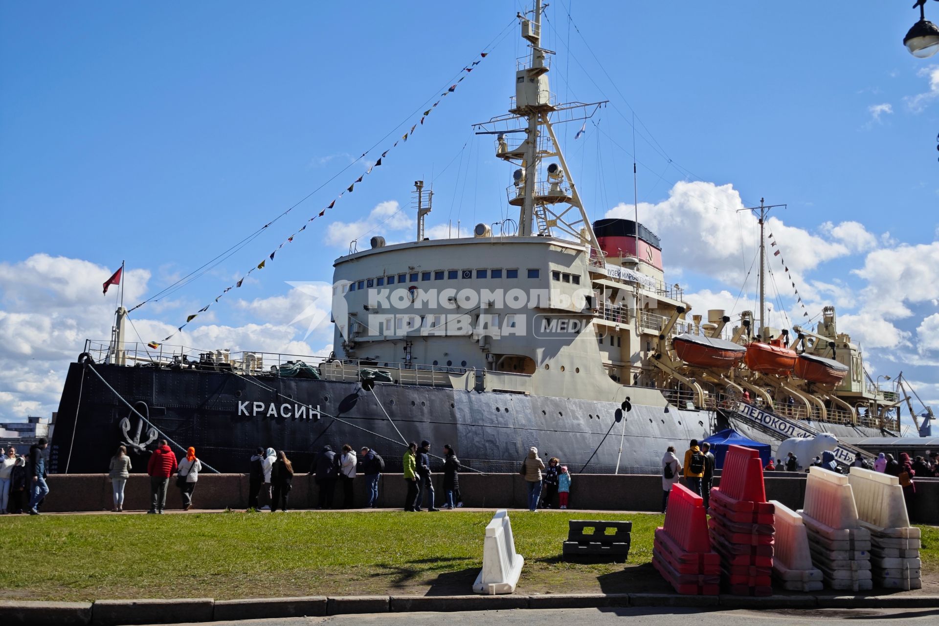 Фестиваль ледоколов в Санкт-Петербурге