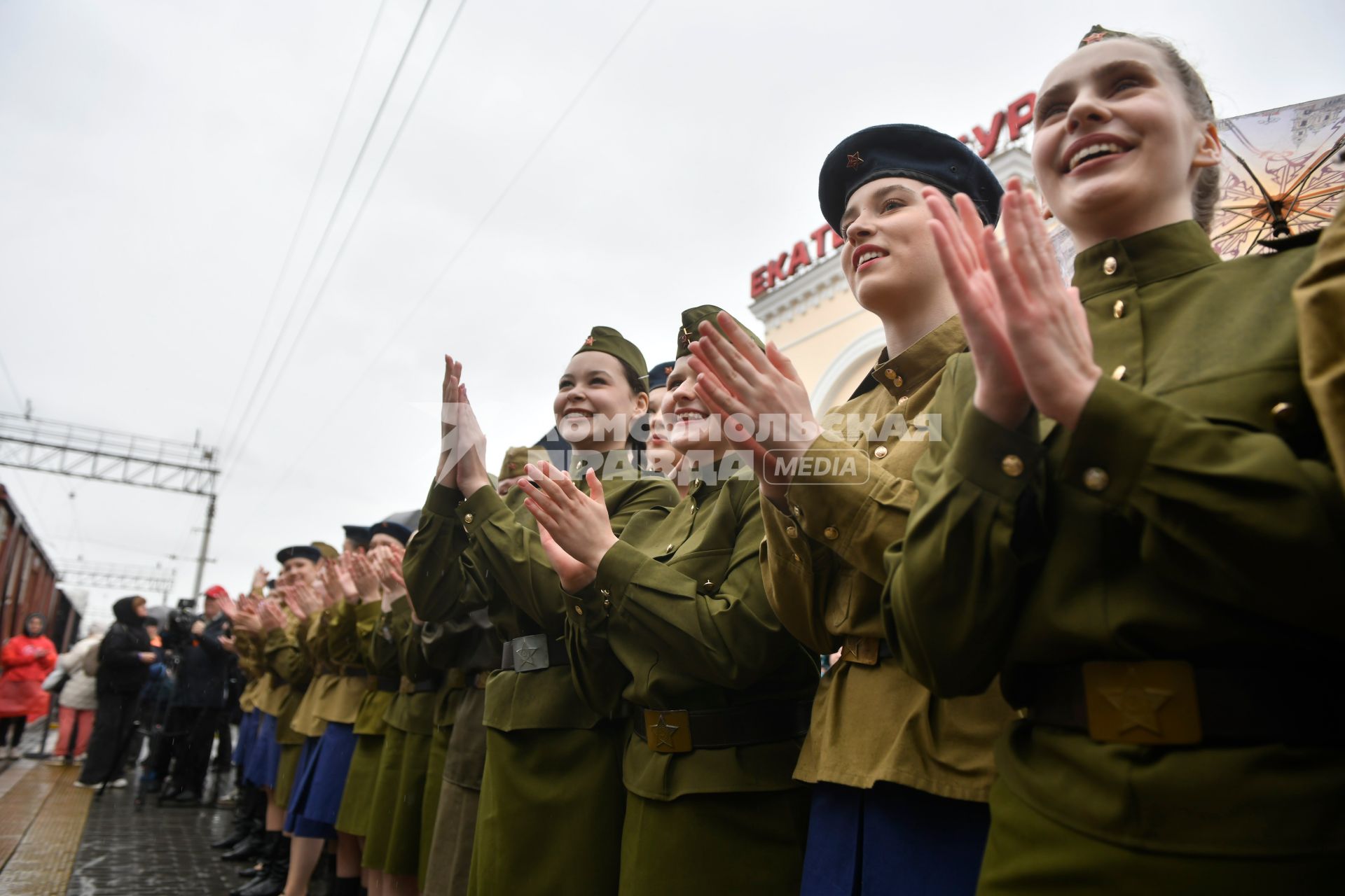 Прибытие ретропоезда Эшелон Победы\" в Екатеринбург