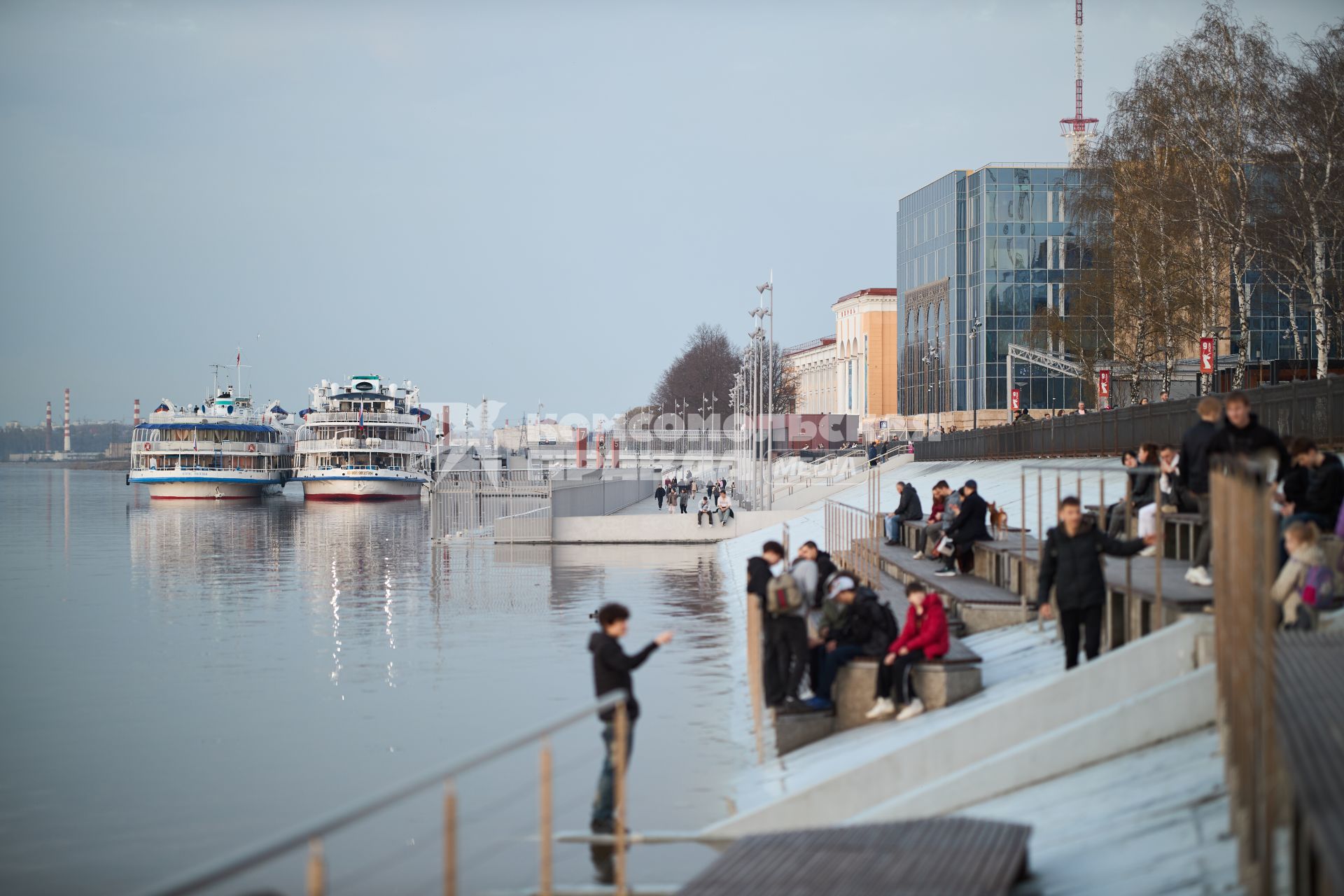 Городская набережная в Перми