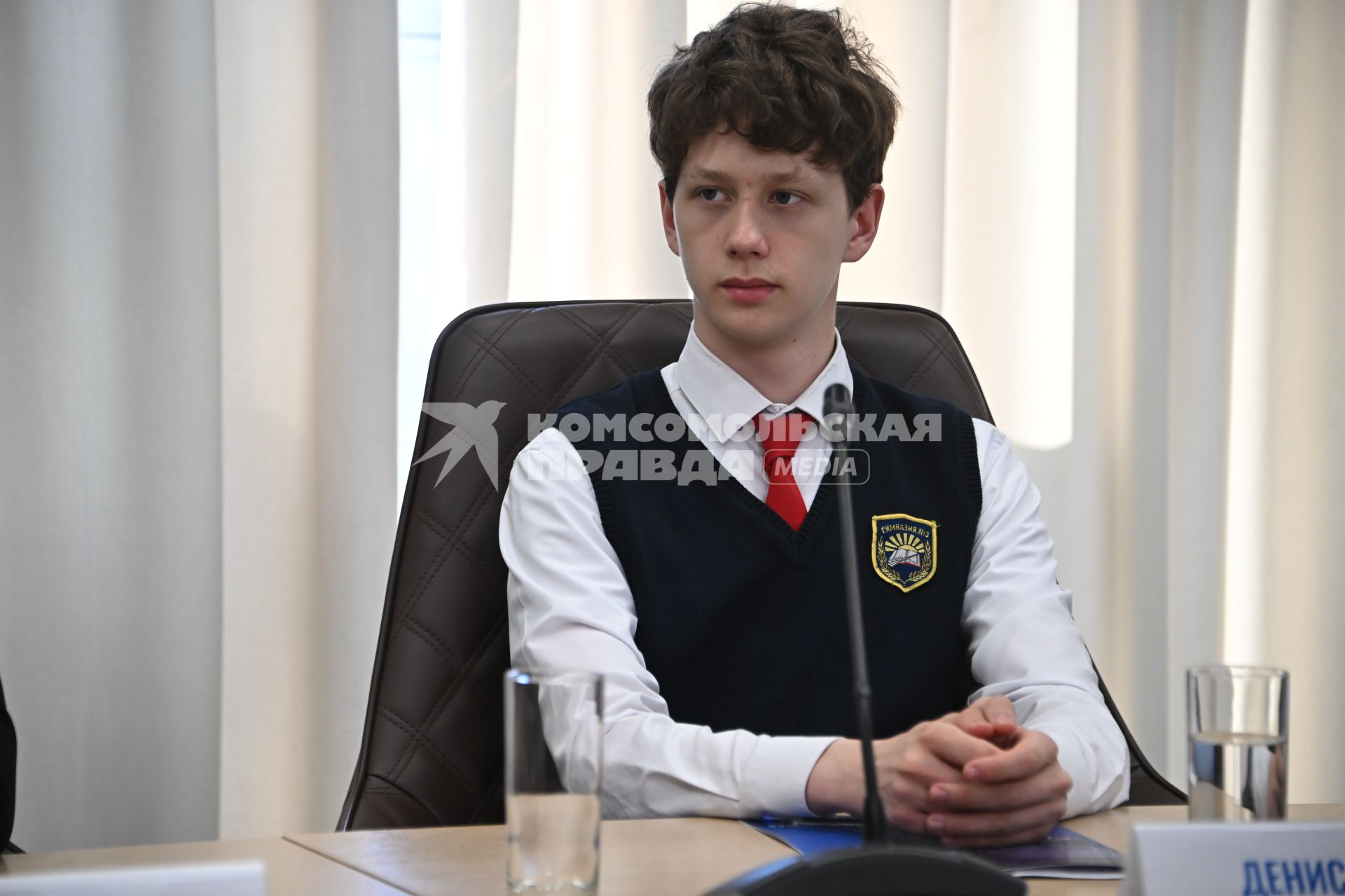Денис Любимов